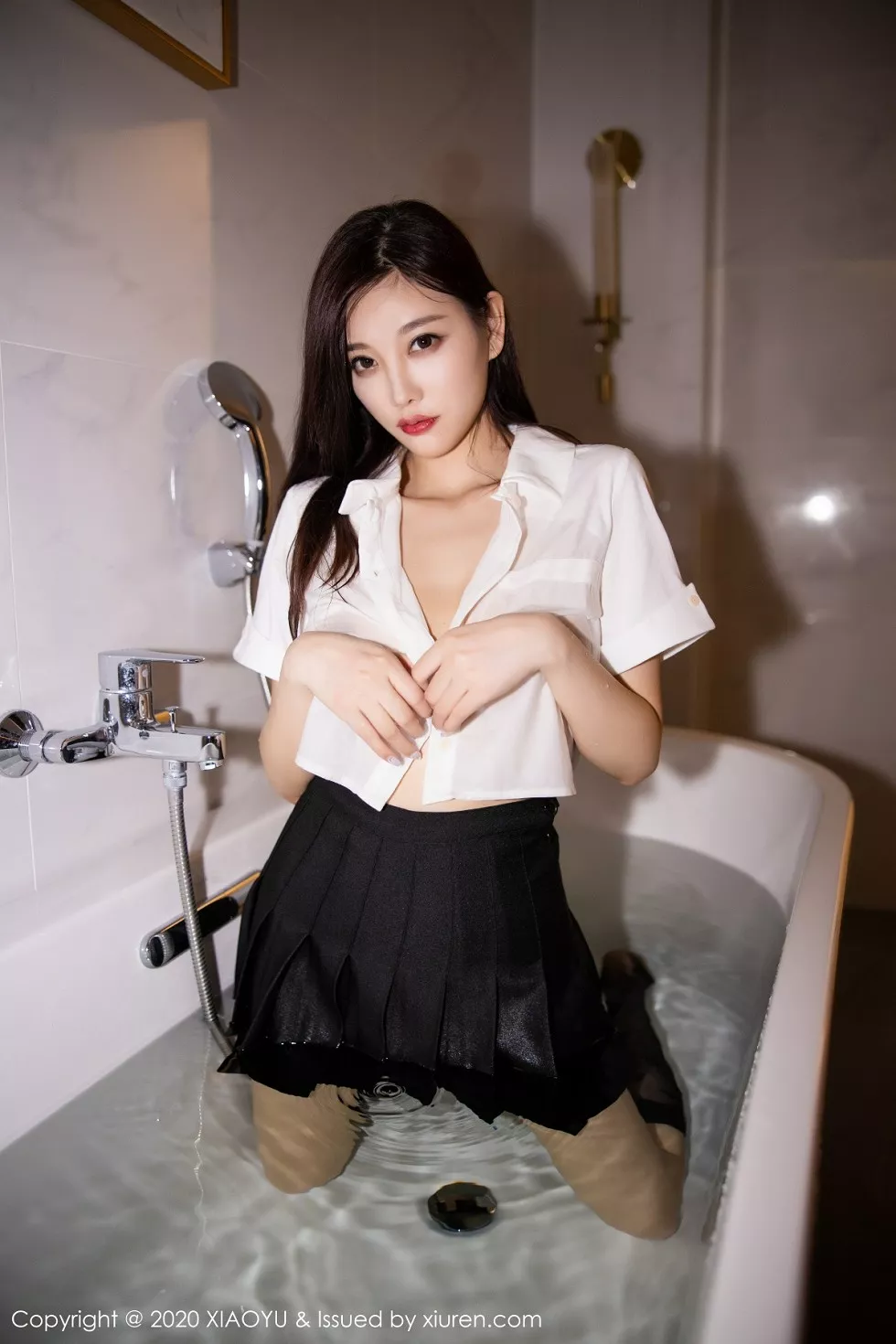 Xgyw.Org_[XiaoYu画语界]Vol.418_女神杨晨晨sugar清远旅拍JK制服配豹纹内衣狂野诱惑写真52P
