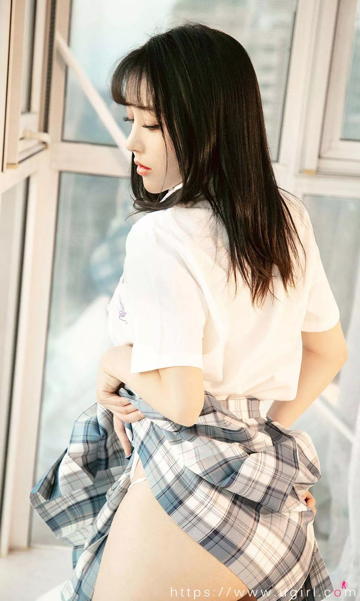 Xgyw.Org_[Ugirls爱尤物]No.1984_嫩模白亦ada少女情怀主题性感短袖衬衣配格子裙迷人写真35P