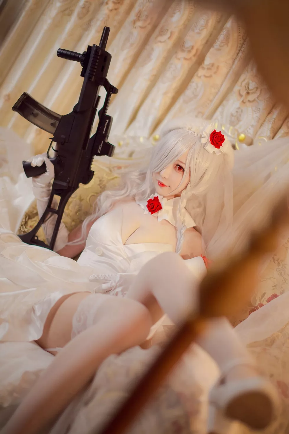 Xgyw.Org_[Cosplay精选]小姐姐南宫G36C系列性感白色吊裙配蕾丝袜完美诱惑写真18P