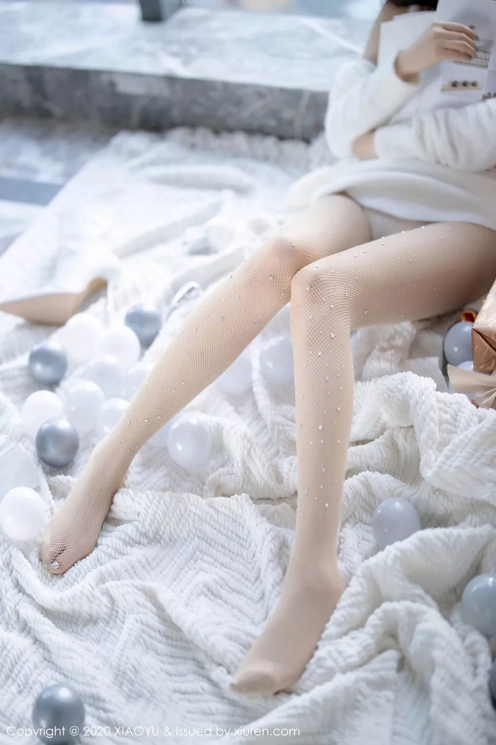 Xgyw.Org_[XiaoYu画语界]Vol.437_女神杨晨晨sugar圣诞主题白色绒毛内衣配白丝网袜诱惑写真74P