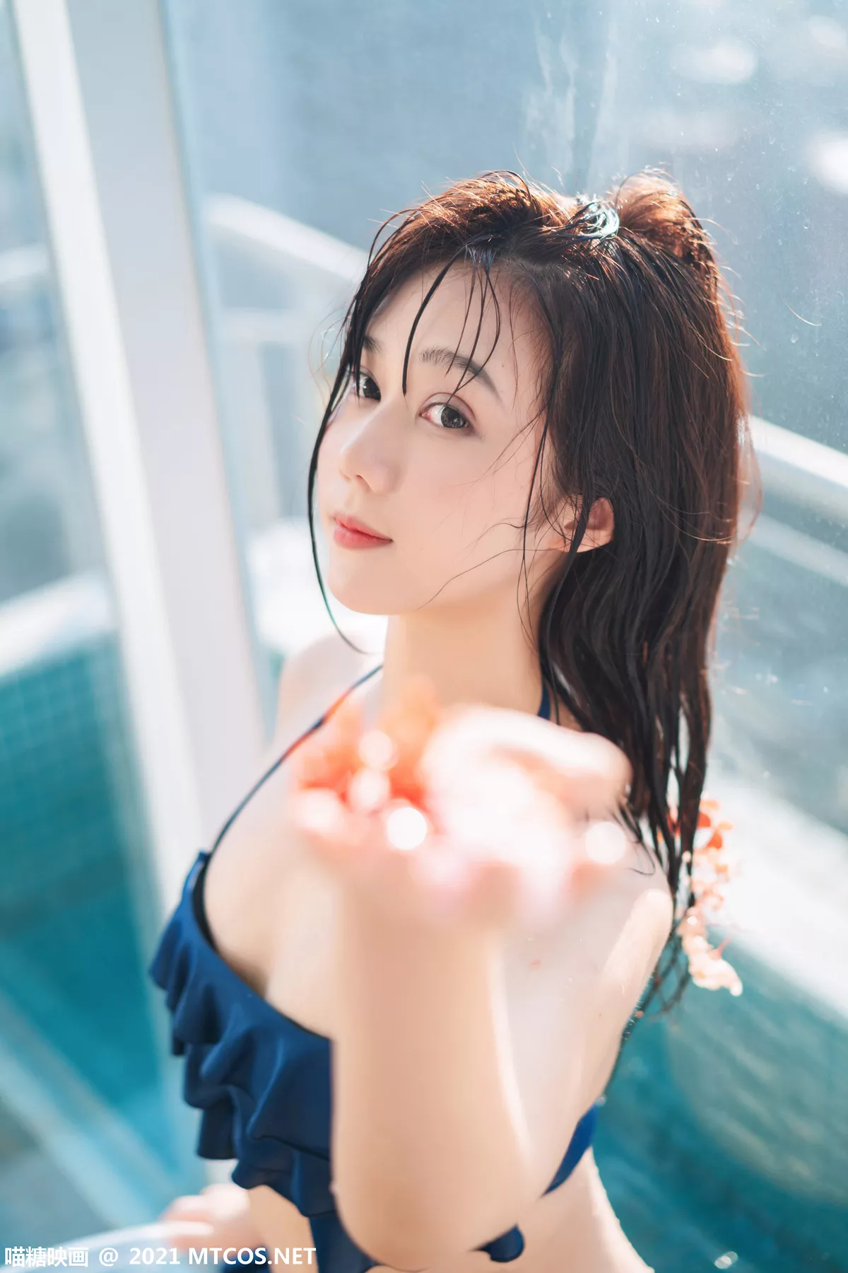 Xgyw.Org_[喵糖映画]Vol.361_靓丽小美女私房浴缸里性感比基尼秀完美身材迷人诱惑写真35P