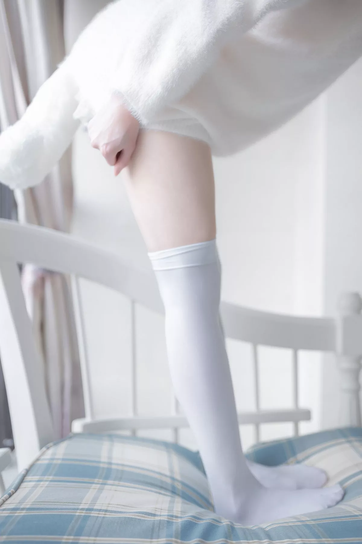 Xgyw.Org_动漫博主Kitaro_绮太郎私房性感猫女郎服饰配白丝袜秀完美身材迷人诱惑写真41P