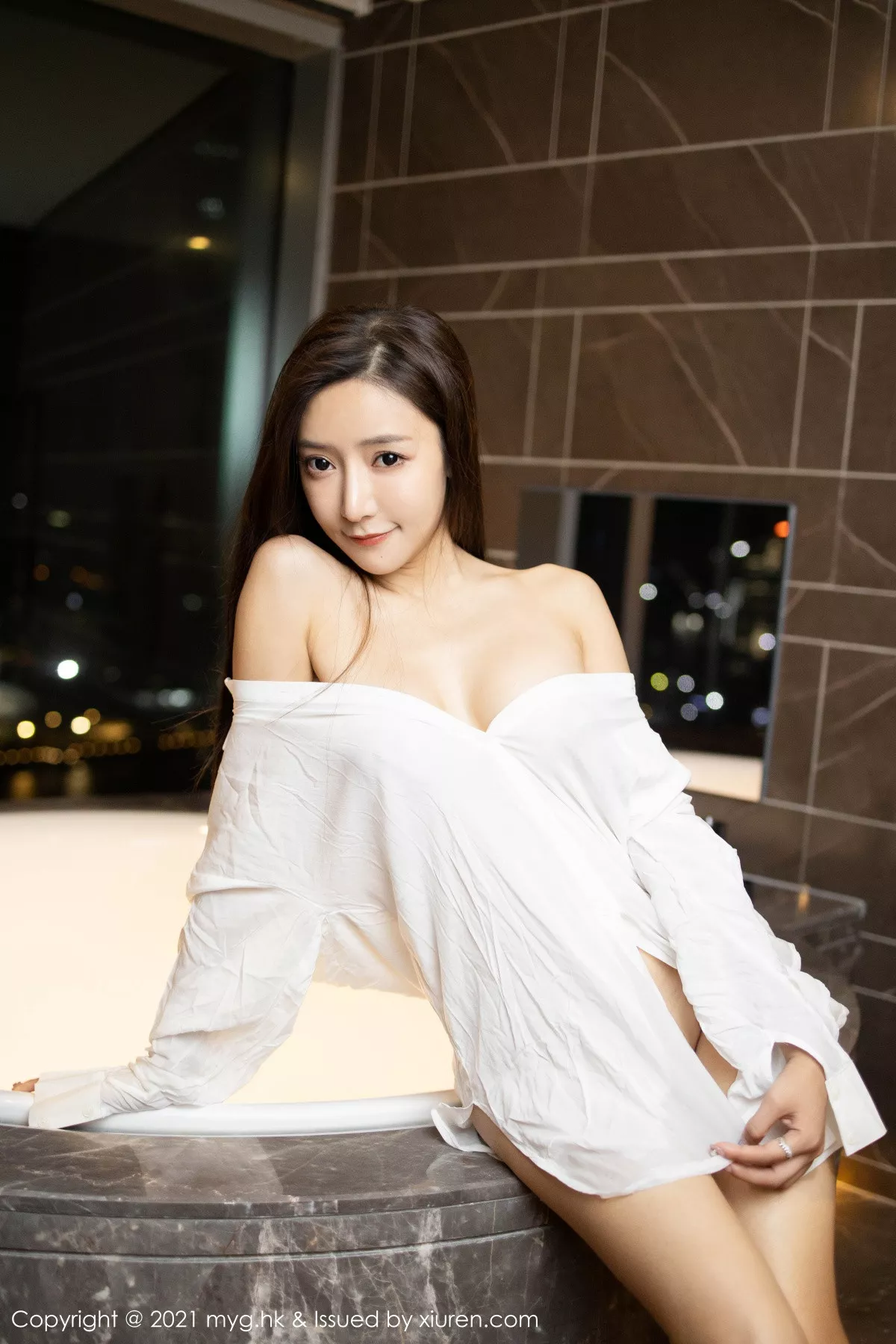 Xgyw.Org_[MyGirl美媛馆]Vol.506_女神王馨瑶yanni浴室明艳白衬衫真空湿身秀火辣身材诱惑写真50P