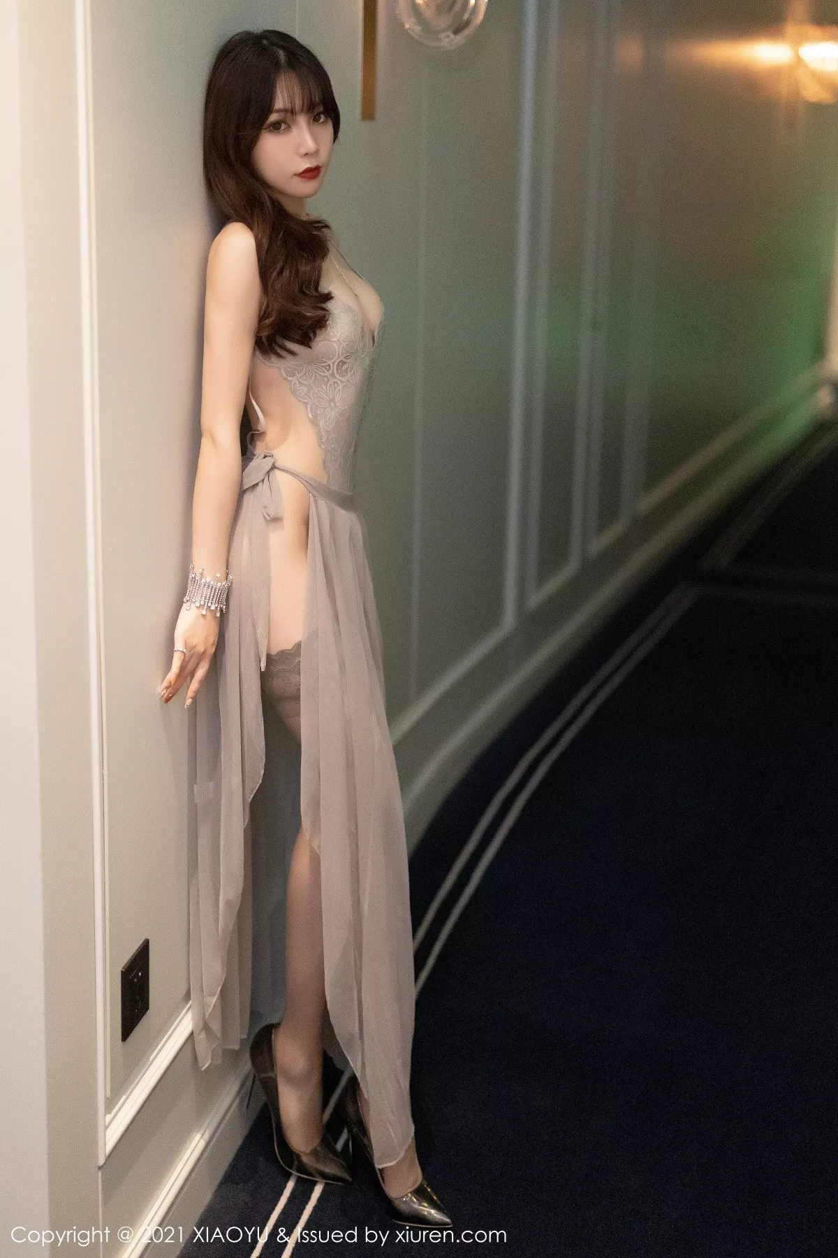 Xgyw.Org_[XiaoYu画语界]Vol.510_女神芝芝Booty私房薄纱裙露连体内衣蕾丝袜极致魅惑写真90P