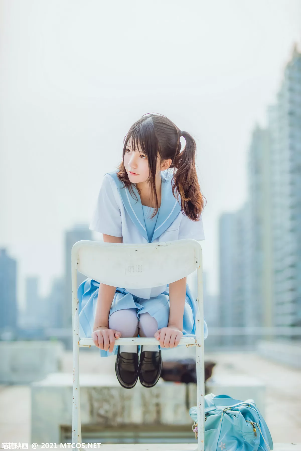 Xgyw.Org_[喵糖映画]Vol.374_双马尾美少女天台上性感女子高中生服饰配白丝袜迷人写真20P