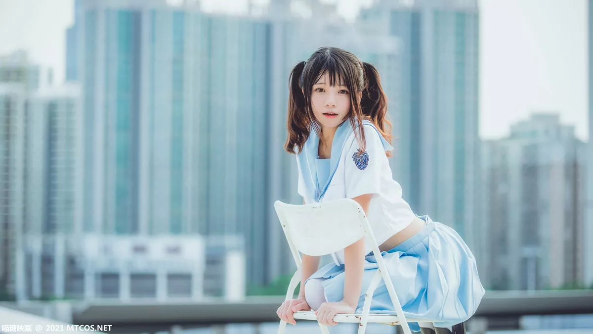 Xgyw.Org_[喵糖映画]Vol.374_双马尾美少女天台上性感女子高中生服饰配白丝袜迷人写真20P