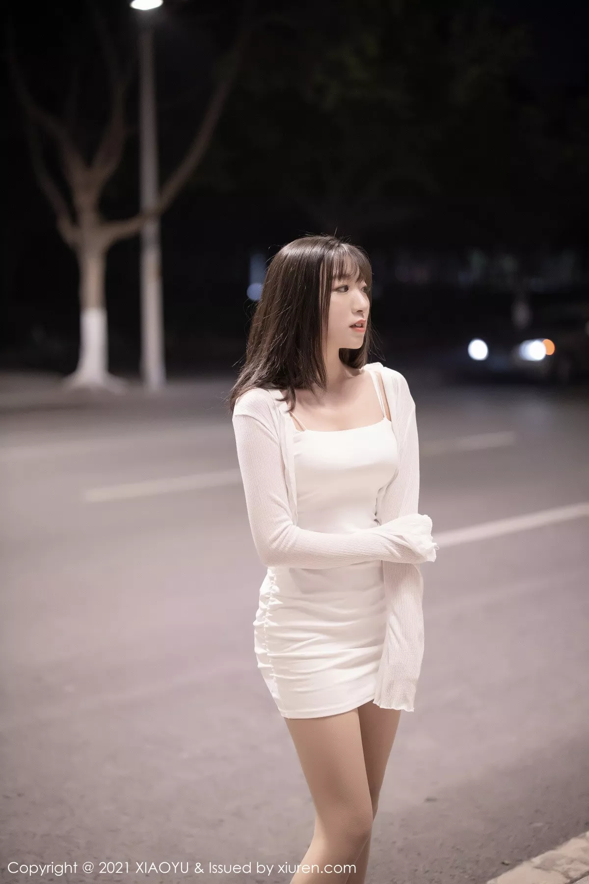 Xgyw.Org_[XiaoYu画语界]Vol.496_嫩模蜜桃酱o白色绸缎吊裙配无内肉丝裤袜秀翘臀屁沟诱惑写真77P