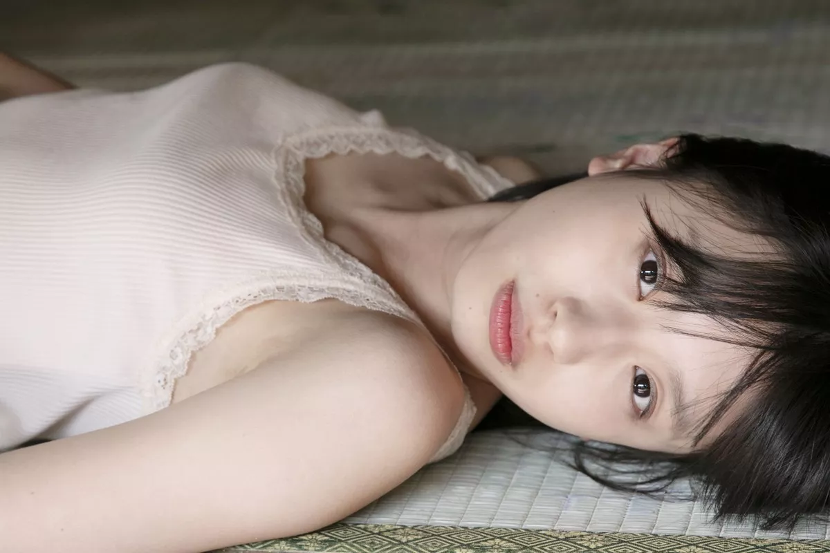 Xgyw.Org_日本清纯美少女浅仓树树教室学生制服+沙滩边性感比基尼秀完美身材写真101P