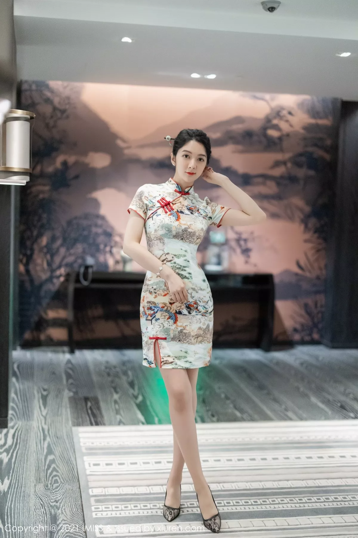 Xgyw.Org_[IMISS爱蜜社]Vol.593_女神Angela00私房脱古韵旗袍露性感内衣秀完美身材诱惑写真41P