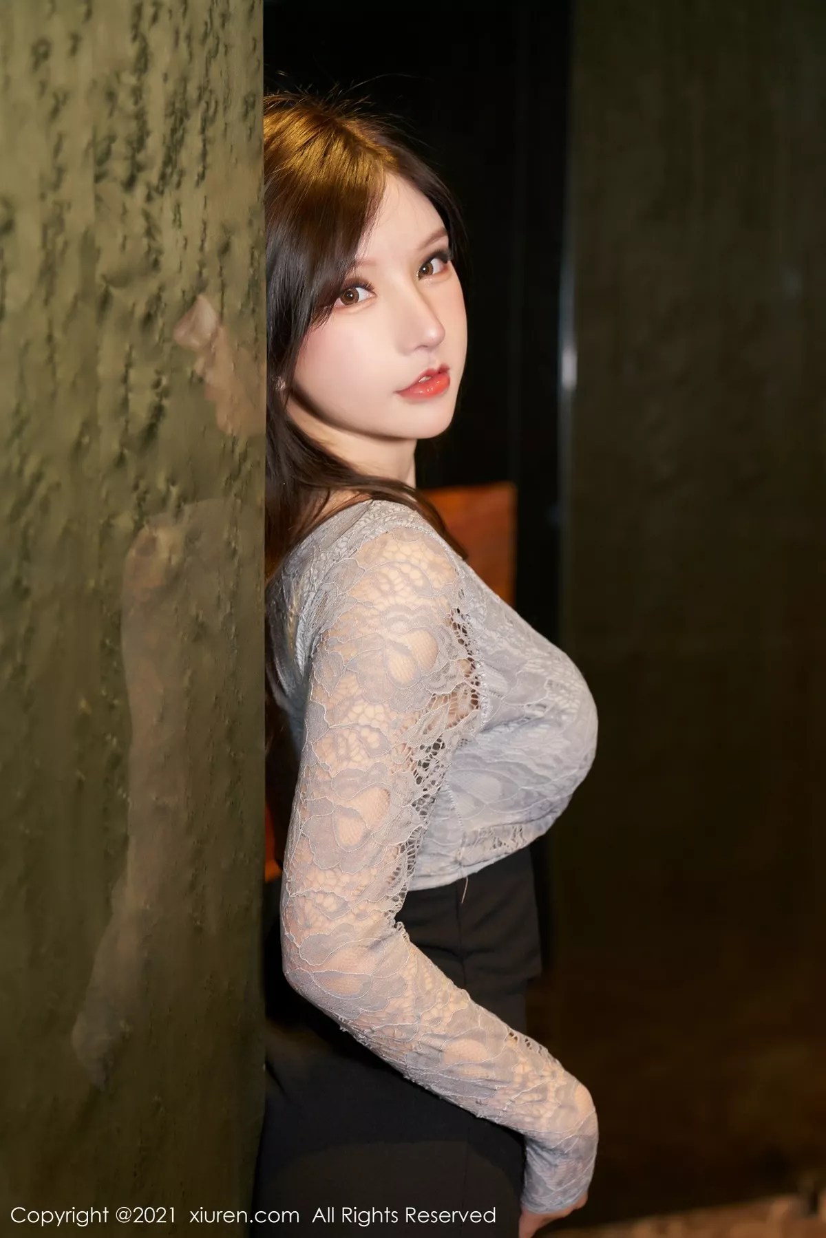 Xgyw.Org_XiuRen第3490期_女神周于希Sandy杭州心愿旅拍性感内衣配蕾丝吊袜诱惑写真60P