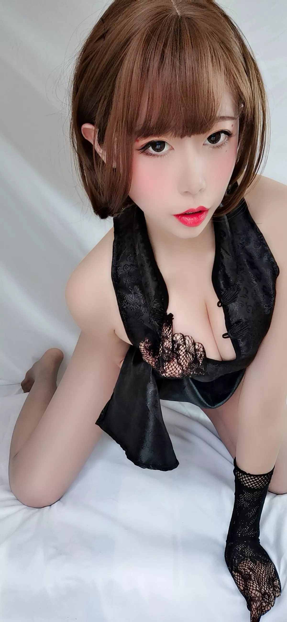 Xgyw.Org_萌妹奈汐酱nice梦魇主题黑色情趣旗袍配开档黑丝裤袜秀惹火身材诱惑写真56P