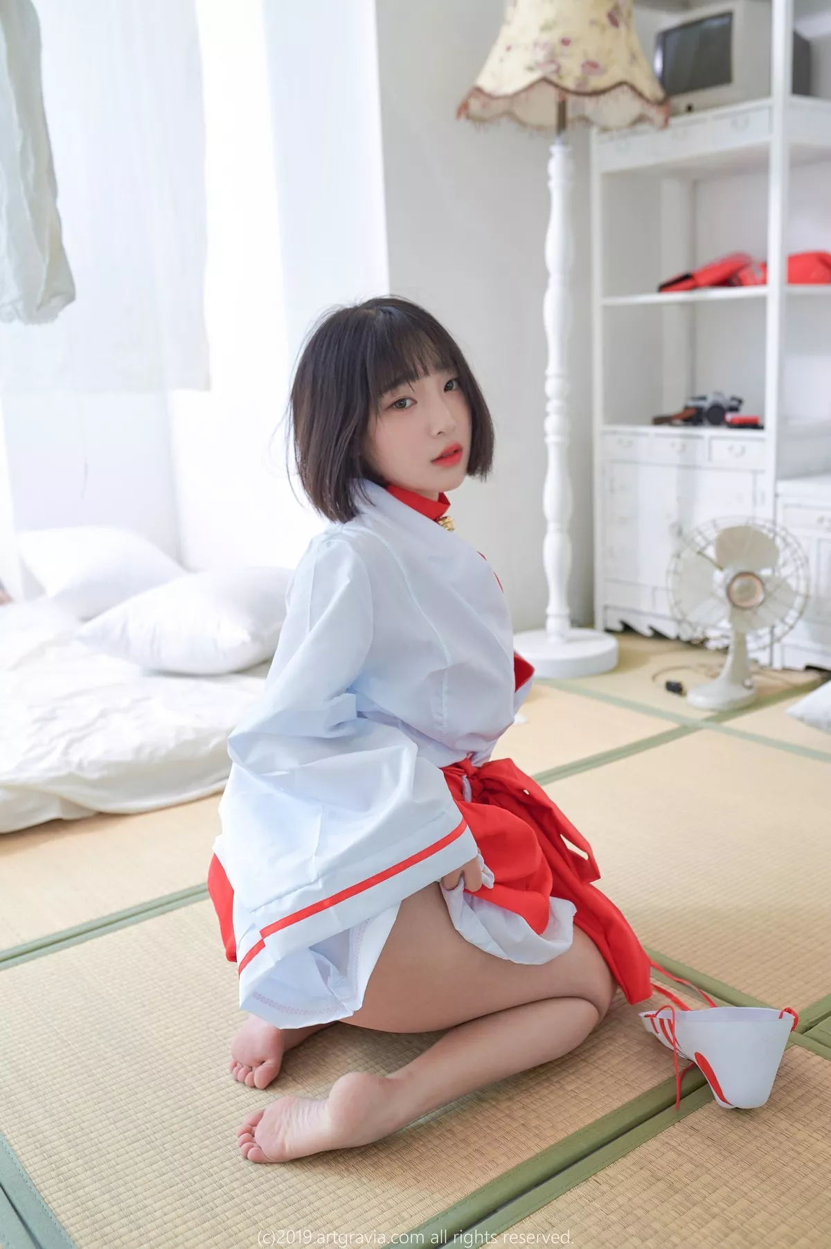 Xgyw.Org_[Artgravia]Vol.116_巨乳少女姜仁卿性感白色比基尼+私房狐狸面具私房诱惑写真68P