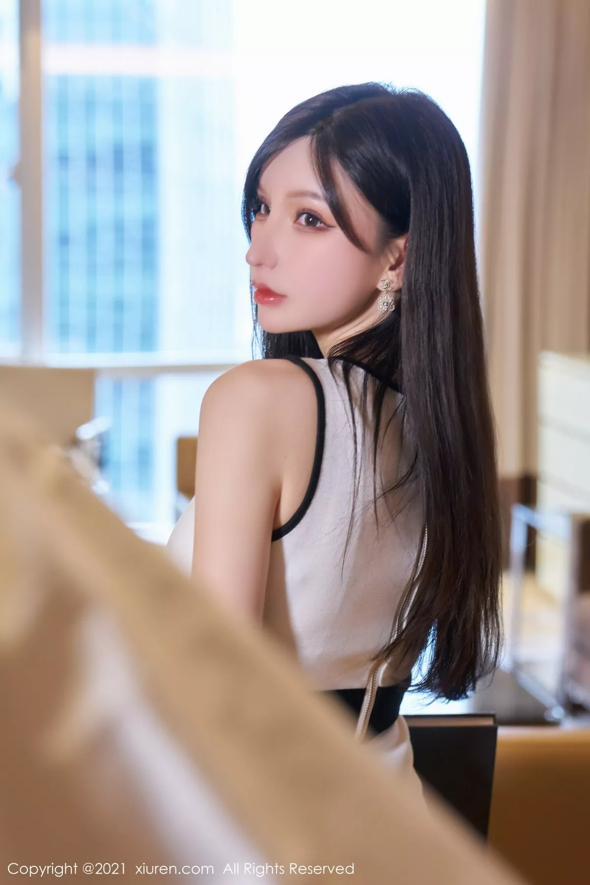 Xgyw.Org_XiuRen第3768期_女神周于希Sandy剧情主题半脱露情趣内衣配黑丝吊袜诱惑写真78P