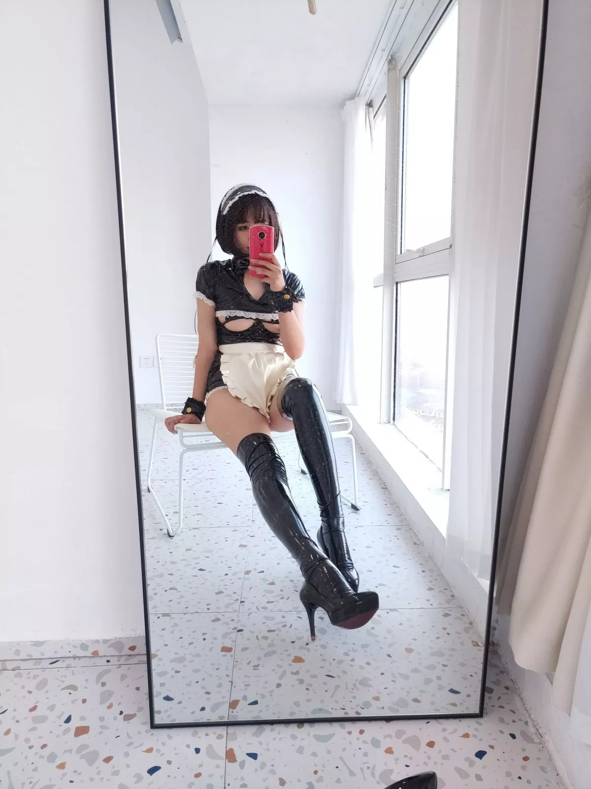Xgyw.Org_网络美女轩萧学姐南半球女仆主题私房黑色皮质服饰配皮长袜秀翘臀美腿诱惑写真55P