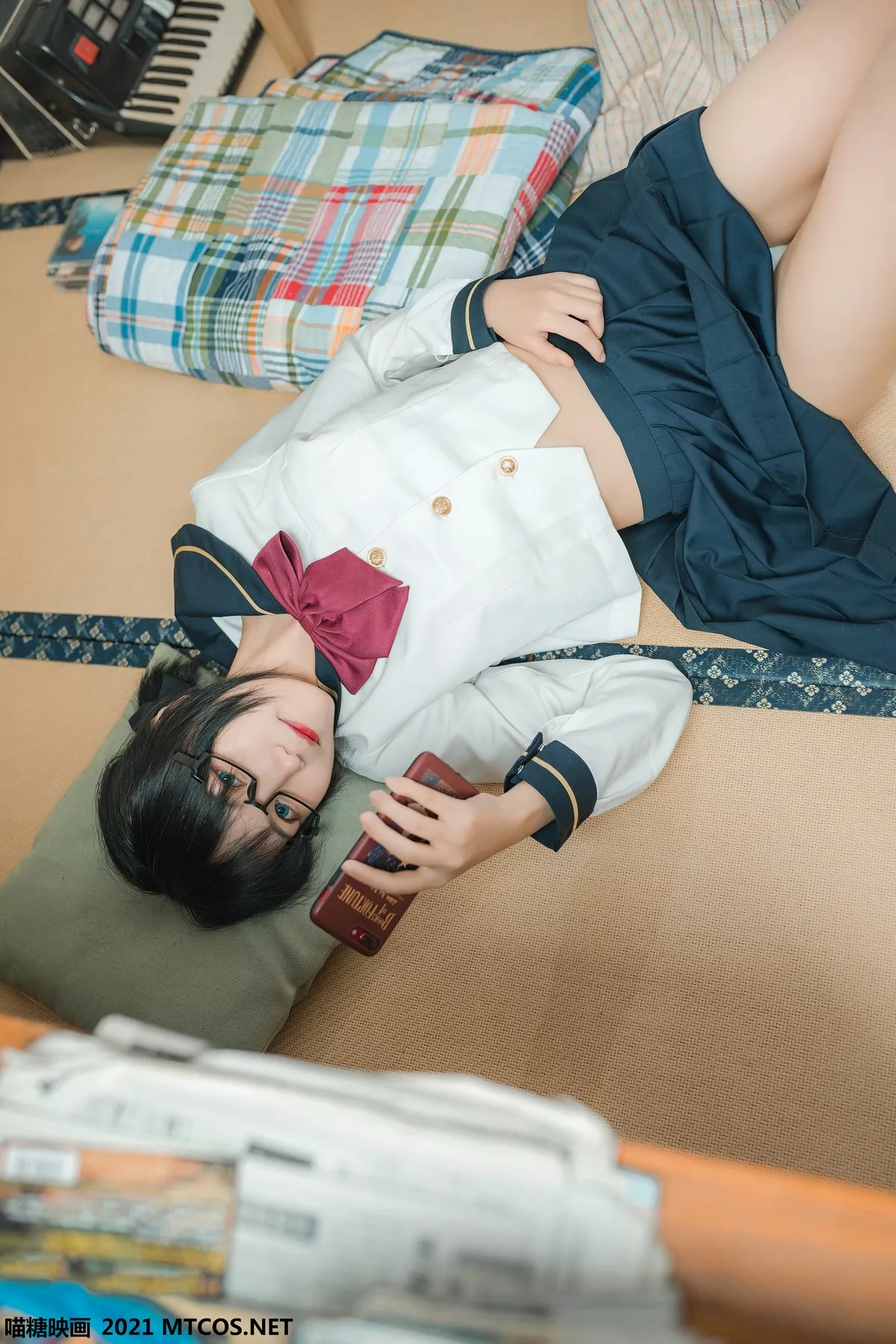 Xgyw.Org_[喵糖映画]Vol.459_JK制服学妹教室里黑色百褶裙配黑丝腿袜秀白嫩美腿诱惑写真29P