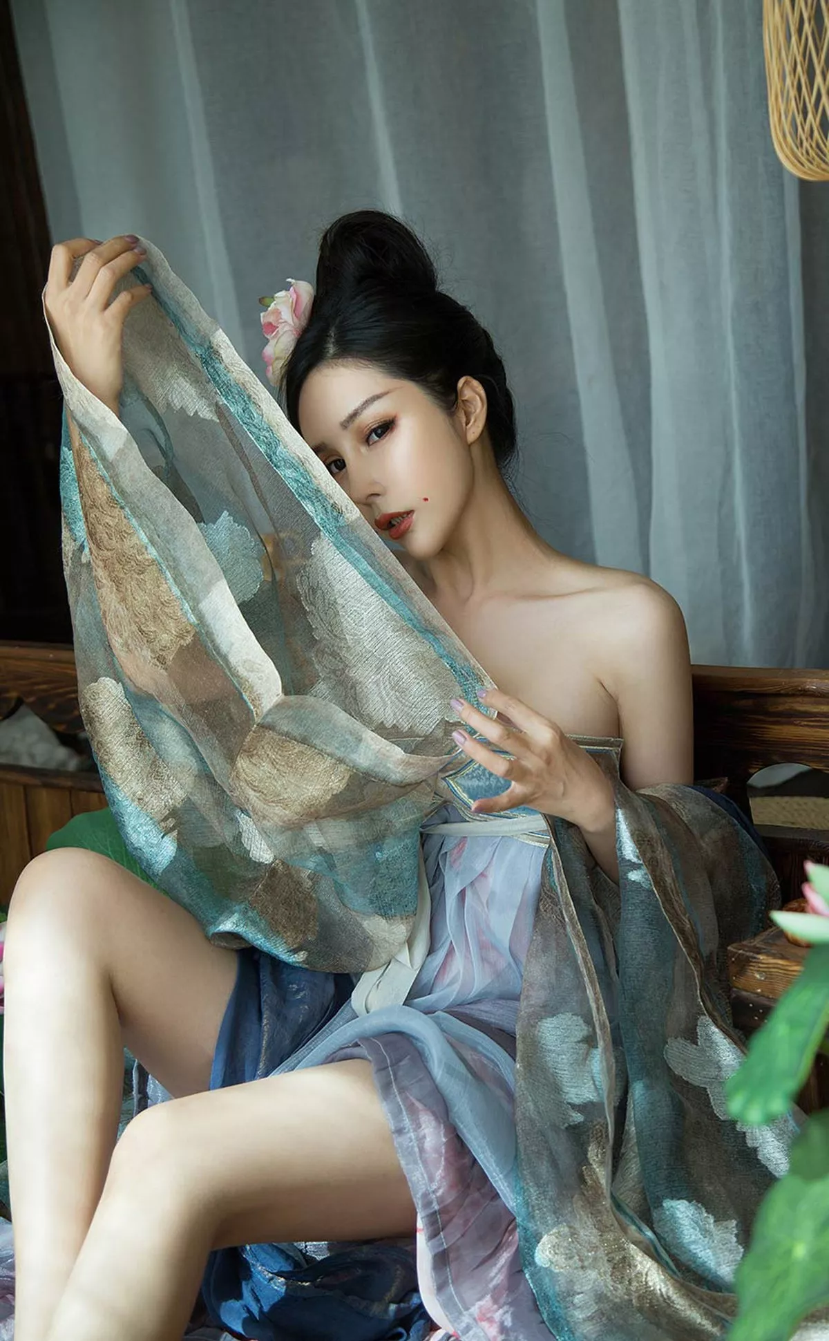 Xgyw.Org_[Ugirls爱尤物]No.2152_爱尤物七夕合辑孟十朵等六大美女性感私房合集写真35P