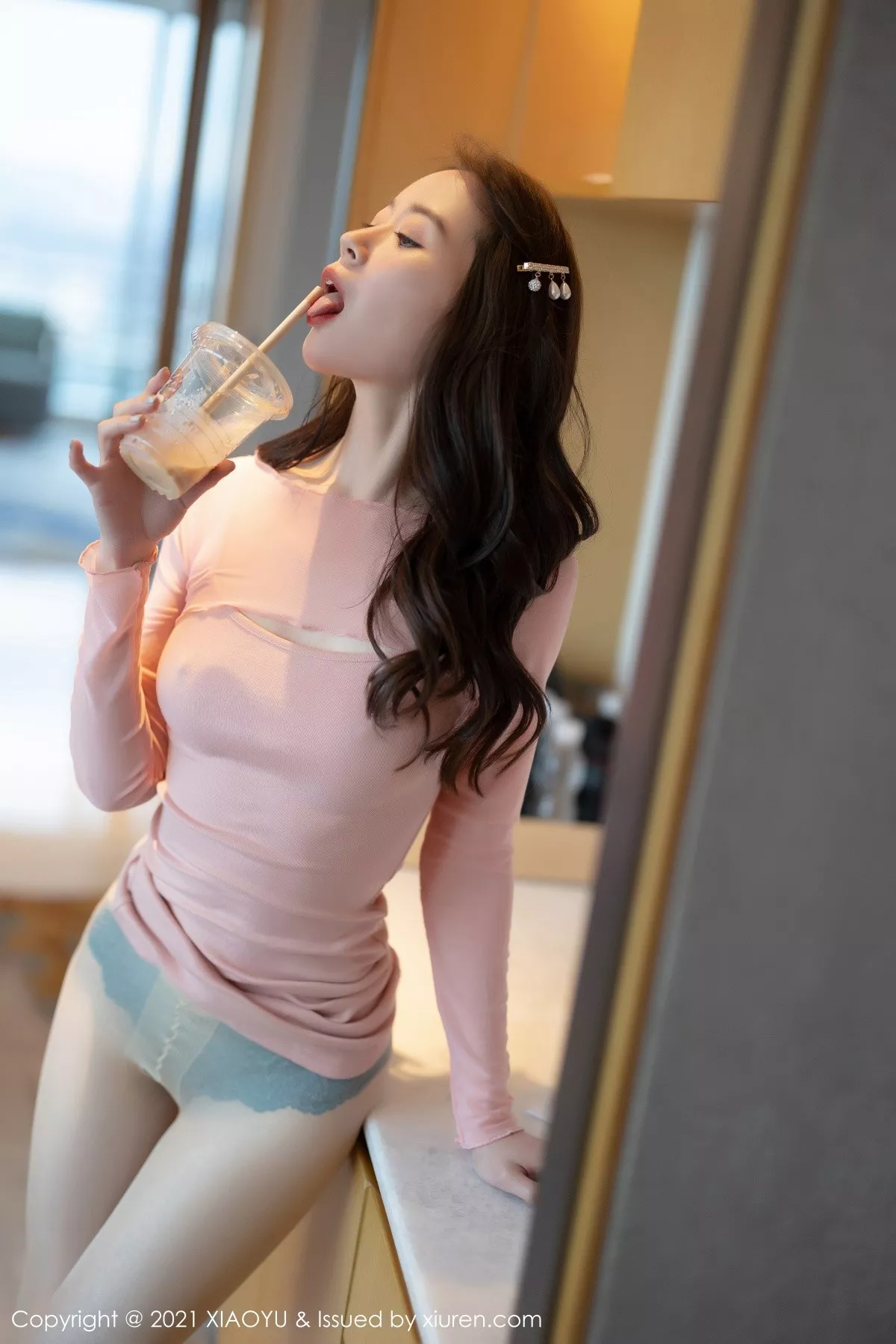 Xgyw.Org_[XiaoYu画语界]Vol.598_模特梦心月真空粉色服饰配开档肉丝裤袜秀高挑身材诱惑写真56P