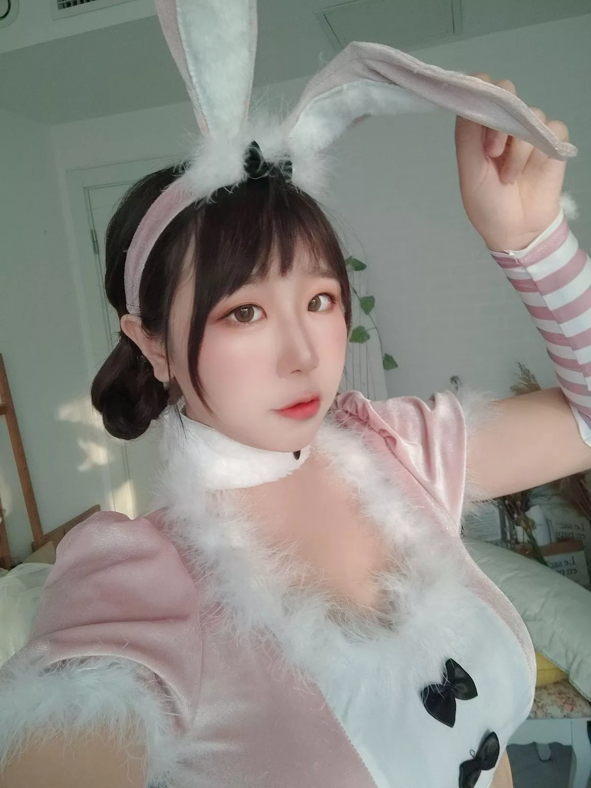 Xgyw.Org_动漫博主穆零Mu0自拍主题私房性感银色旗袍+兔女郎服饰+浴室性感内衣诱惑写真110P