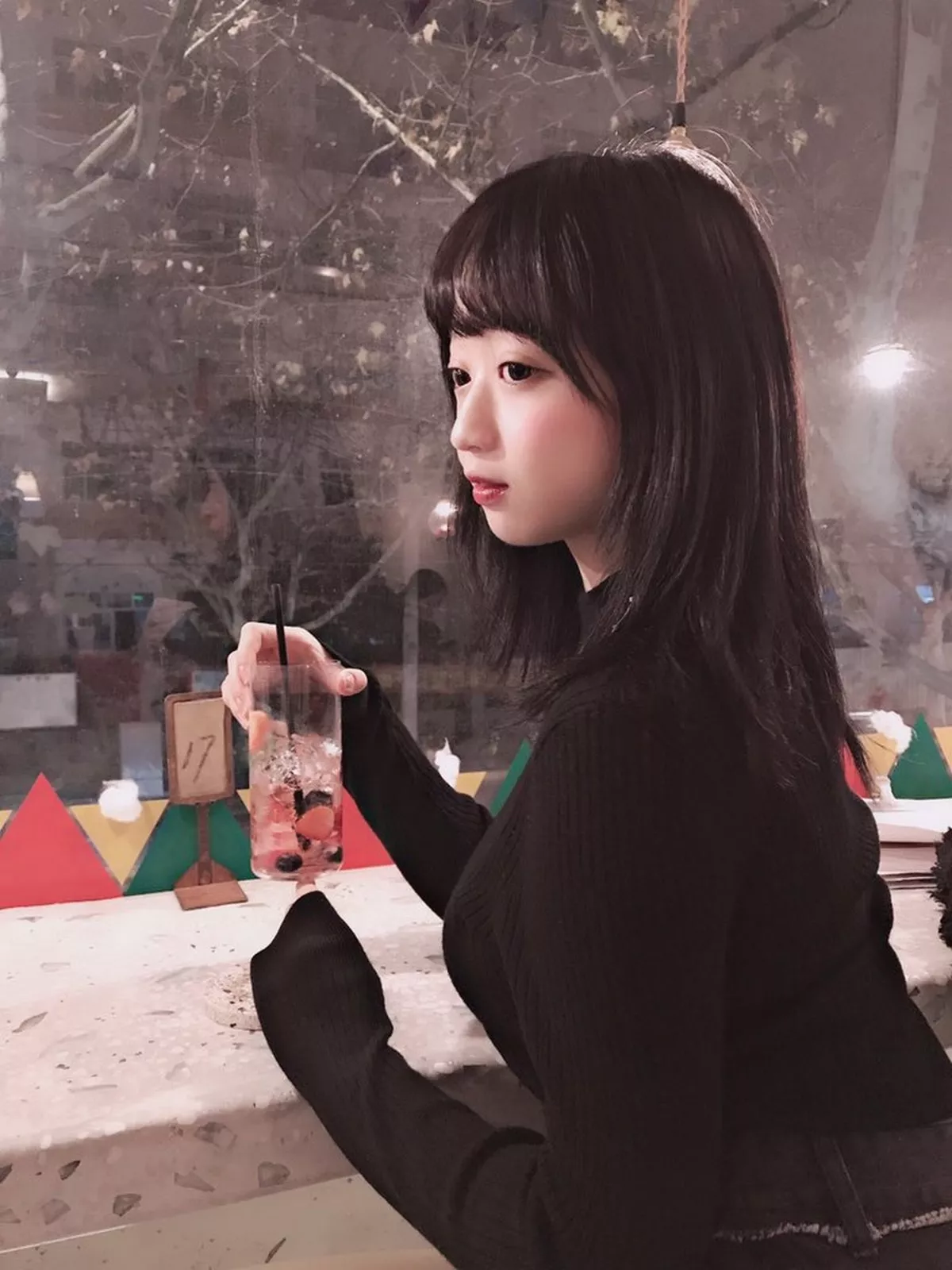Xgyw.Org_知名动漫博主Yami微博图片合集三主题私房性感低胸服饰露傲人上围完美诱惑写真150P