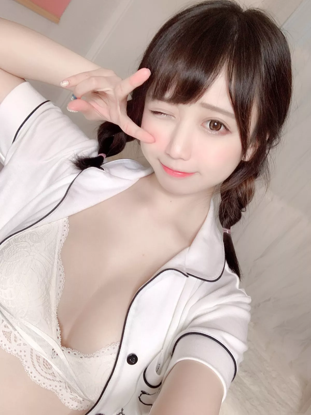Xgyw.Org_知名动漫博主Yami微博图片合集四主题户外性感黑白比基尼秀完美身材诱惑写真150P