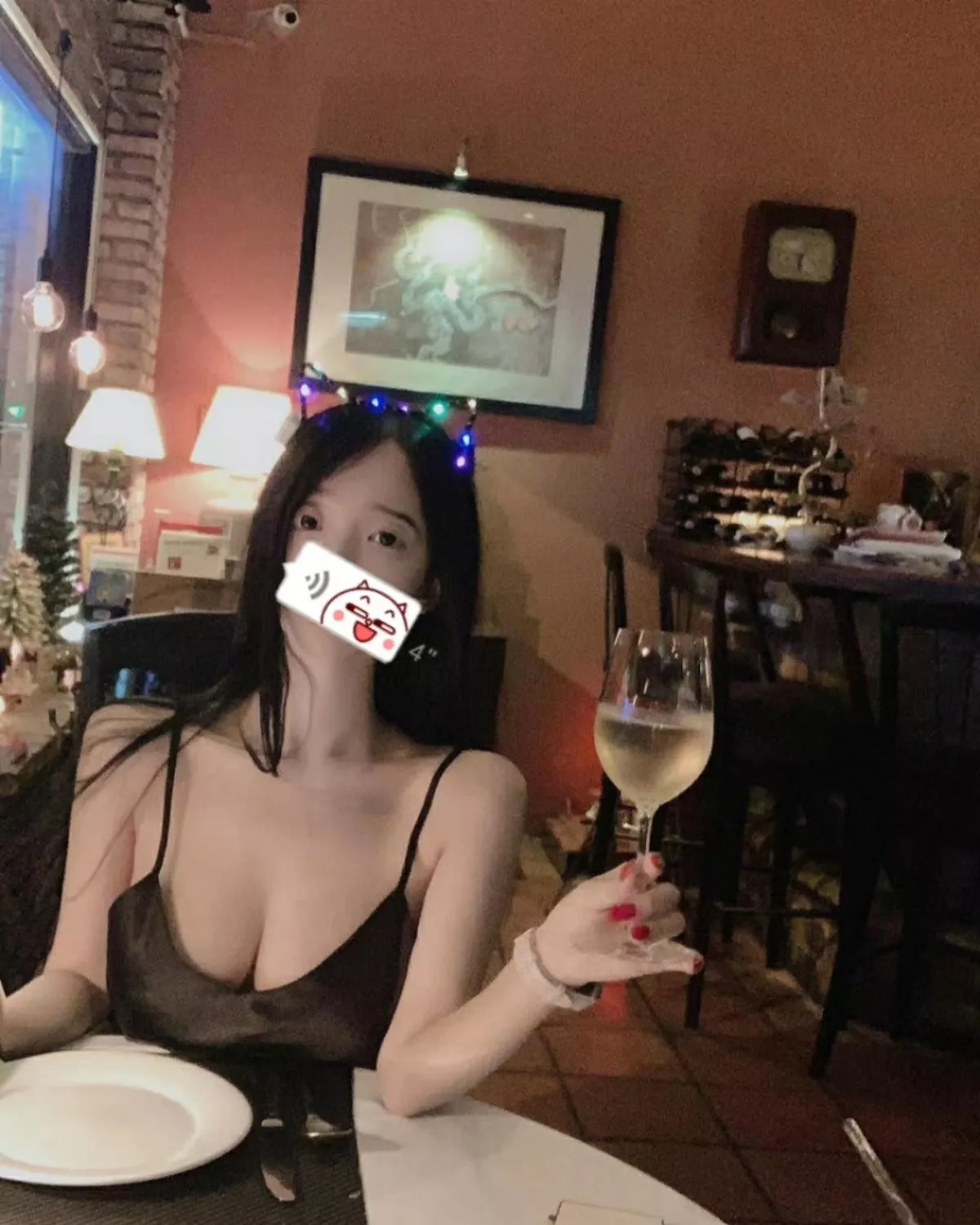 Xgyw.Org_网络美女薇薇微信朋友圈资源合集私房性感连身裙系列秀魔鬼身材迷人诱惑写真297P