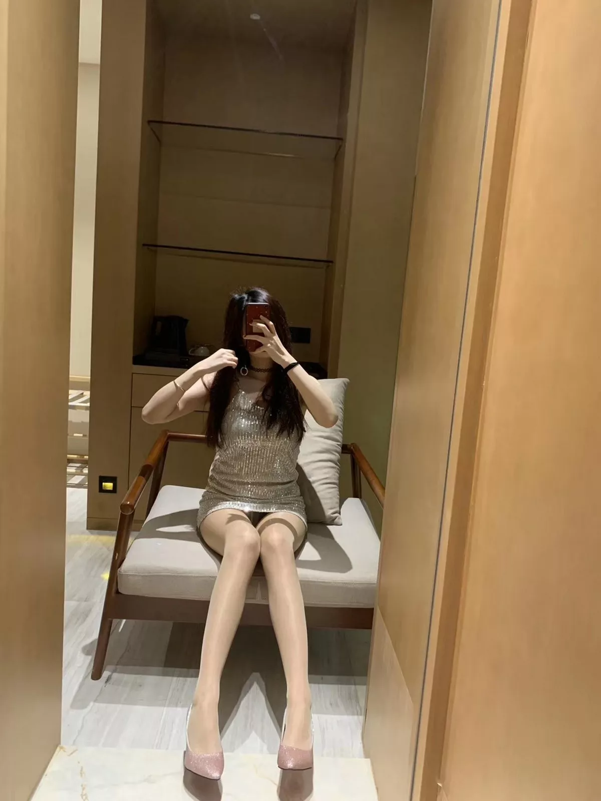 Xgyw.Org_美少女提袜微信朋友圈资源合集精选私房性感自拍丝袜系列秀美腿玉足迷人写真150P