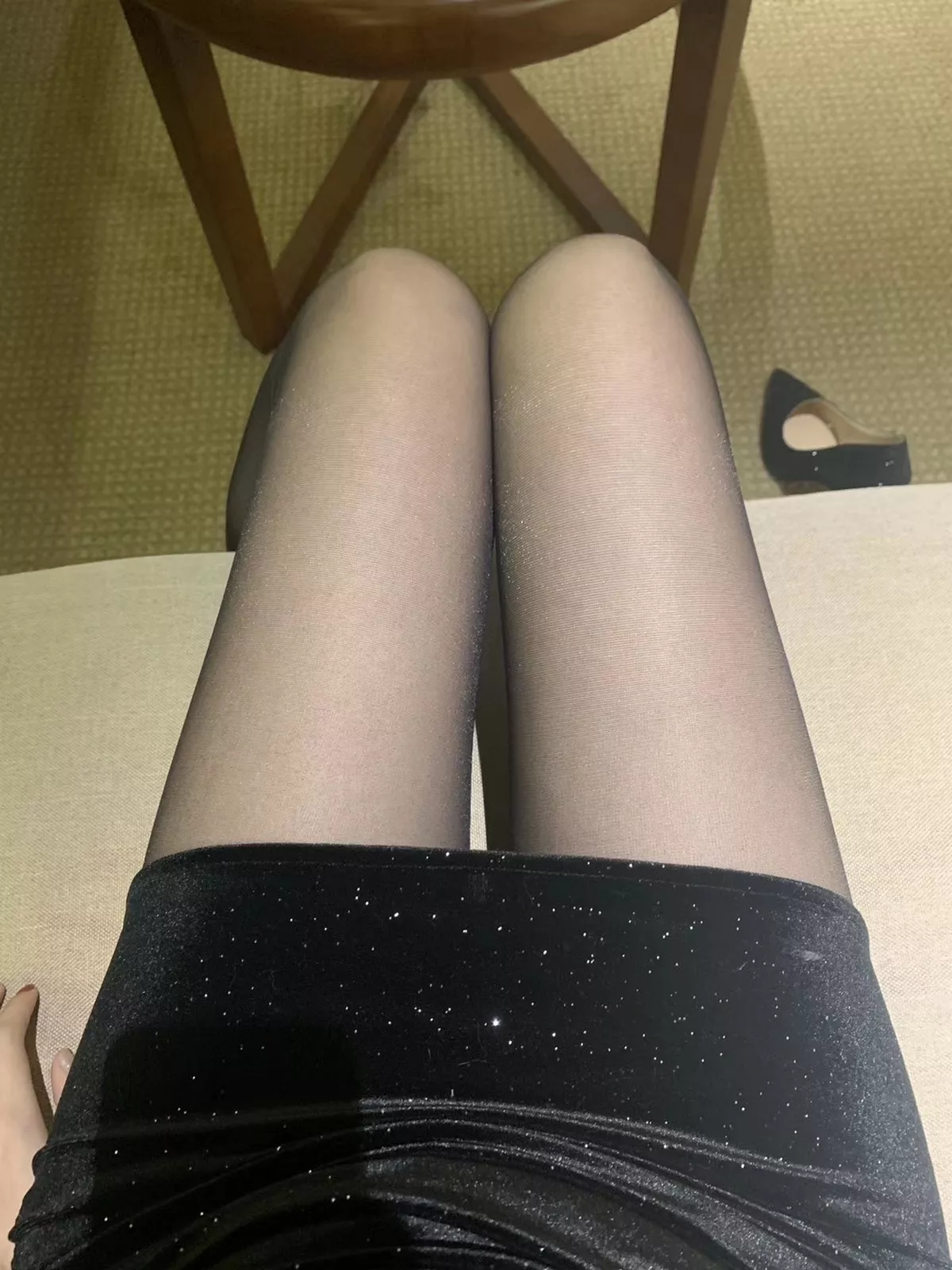 Xgyw.Org_美少女提袜微信朋友圈资源合集精选私房性感自拍丝袜系列秀美腿玉足迷人写真150P