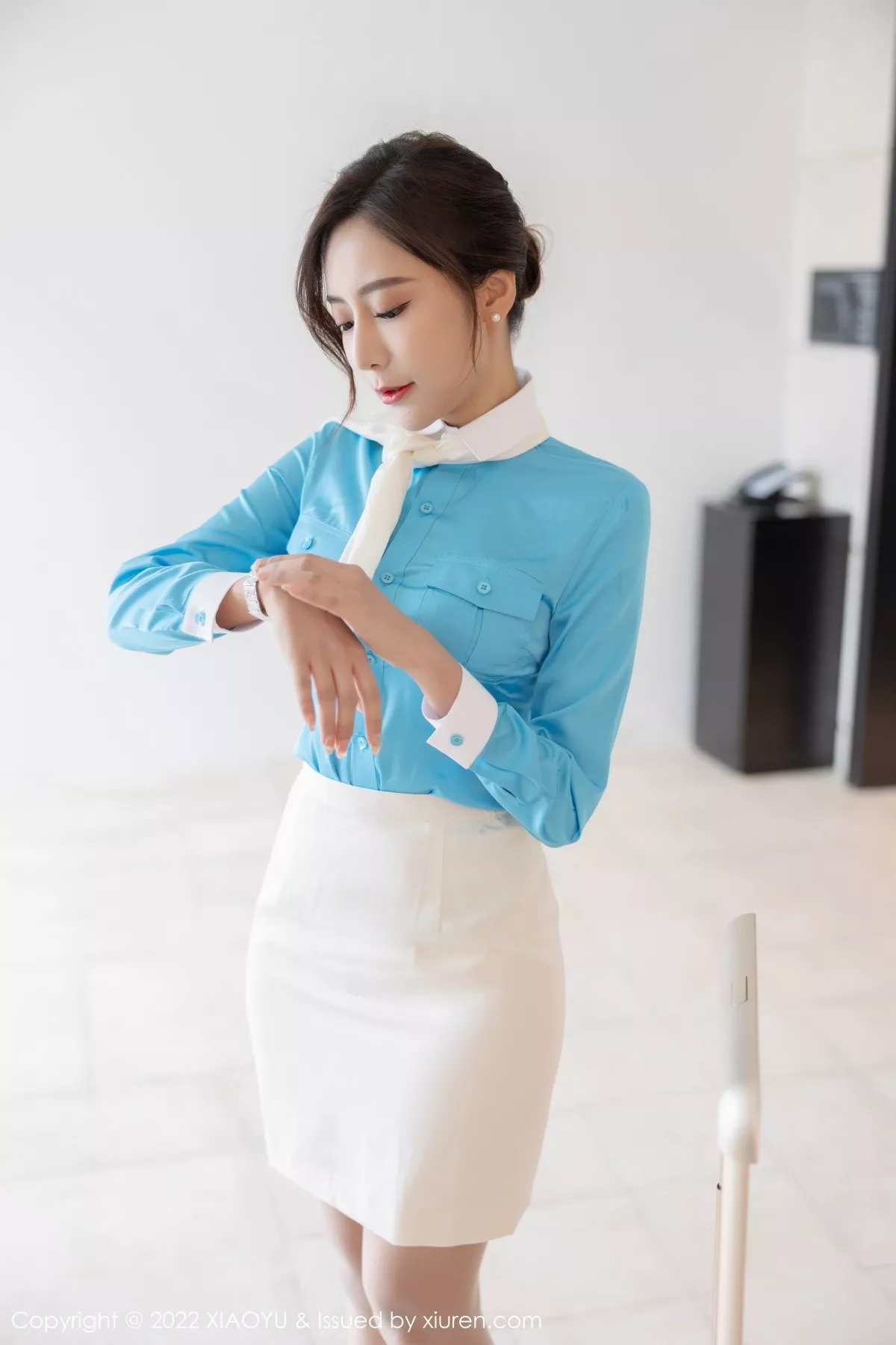 Xgyw.Org_[XiaoYu画语界]Vol.710_女神王馨瑶yanni惠州旅拍脱职业装露性感白色内衣完美诱惑写真71P
