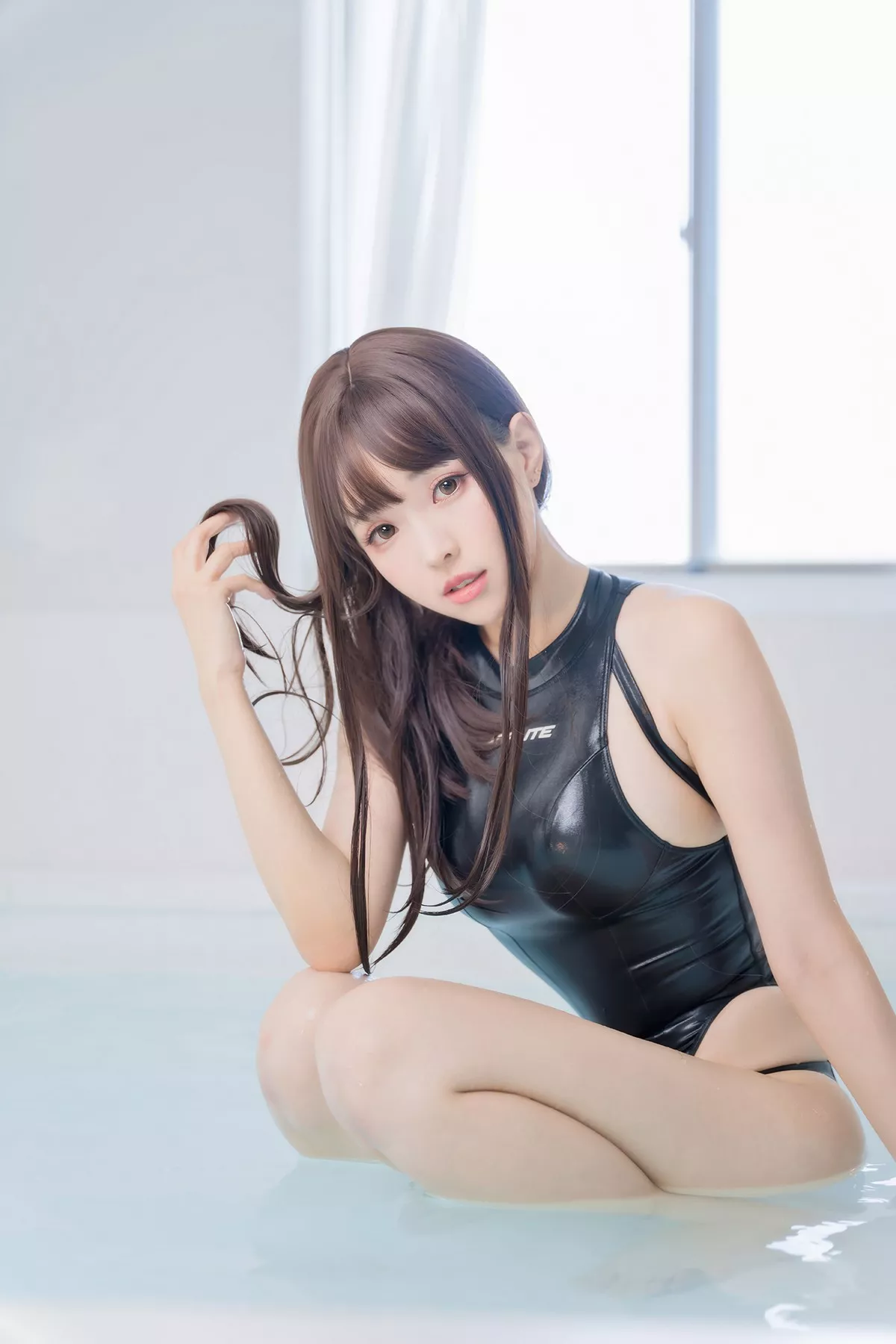 Xgyw.Org_台湾妹子Ely竞泳水手服主题泳池性感黑色连体泳装秀完美身材迷人诱惑写真73P
