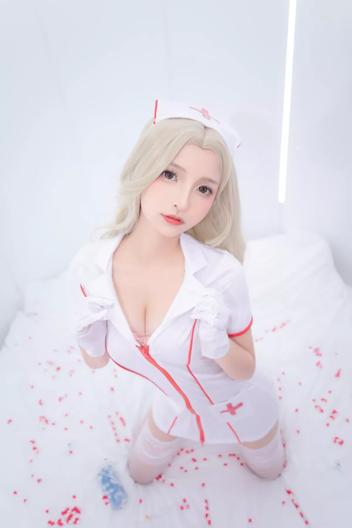Xgyw.Org_萝莉美女神楽坂真冬白丝护士身心平衡主题性感粉色护士装配超薄白丝诱惑写真150P