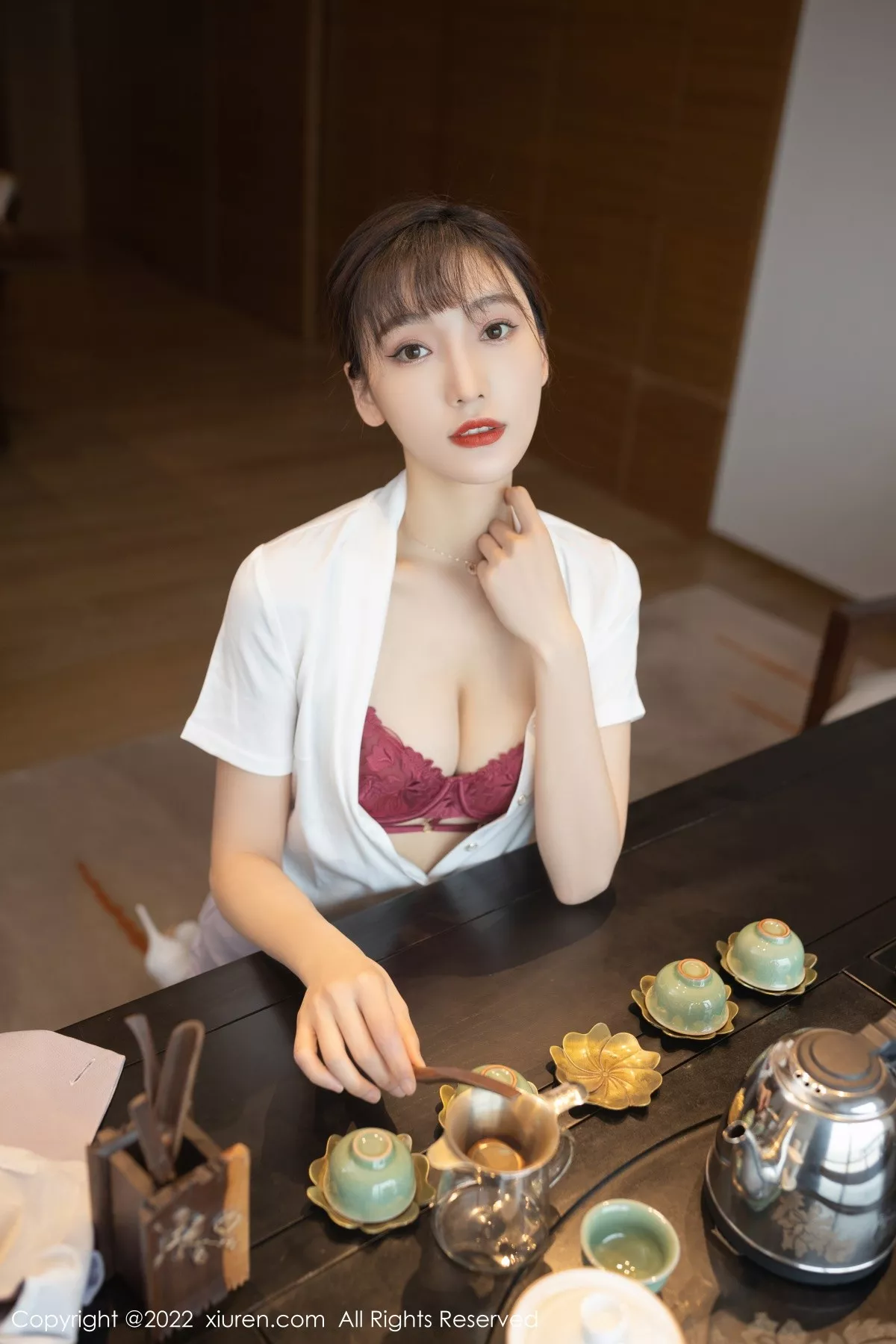 Xgyw.Org_XiuRen第4694期_模特陆萱萱珠三角旅拍茶艺师角色扮演红色内衣配肉丝诱惑写真78P
