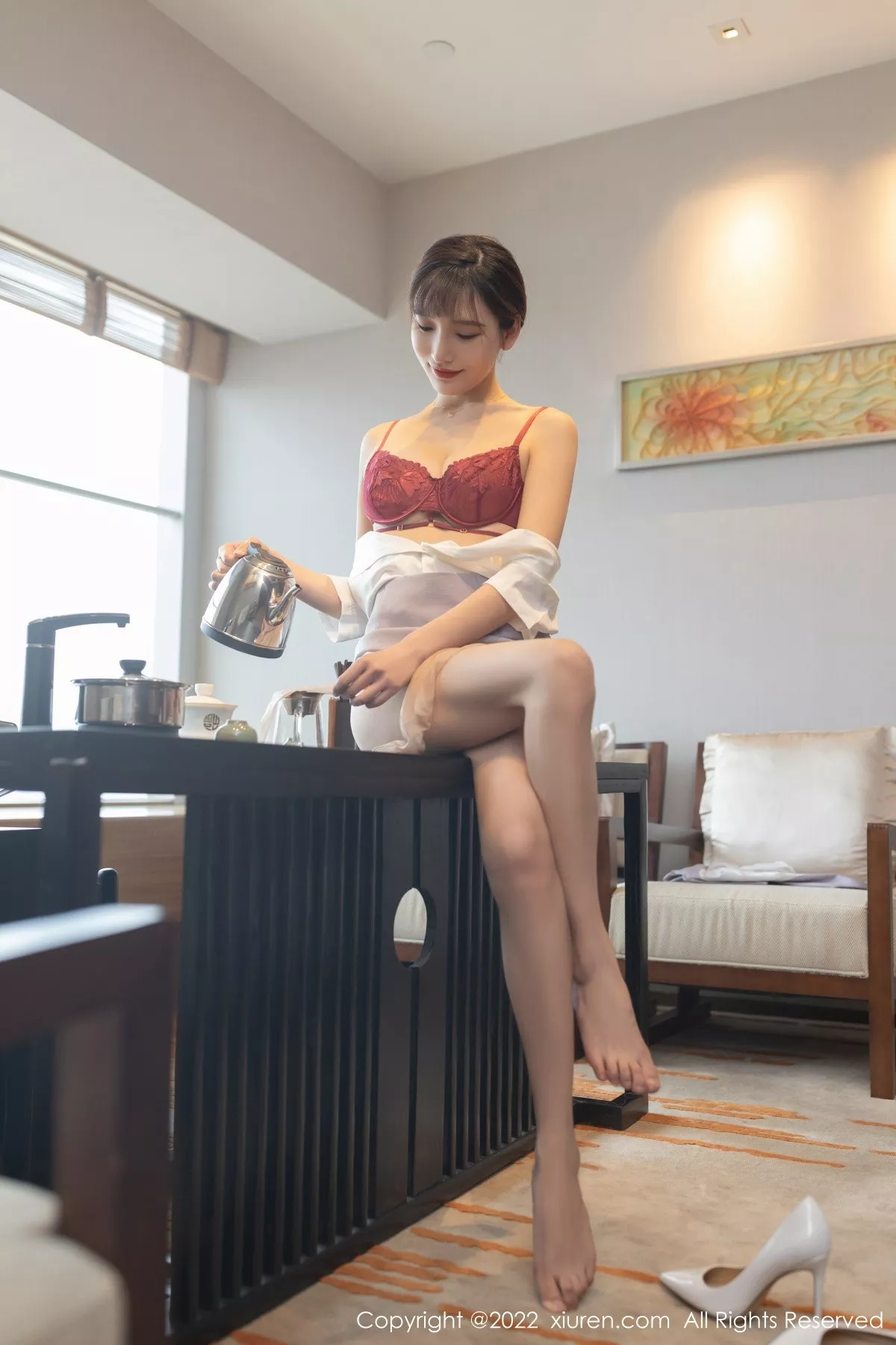 Xgyw.Org_XiuRen第4694期_模特陆萱萱珠三角旅拍茶艺师角色扮演红色内衣配肉丝诱惑写真78P