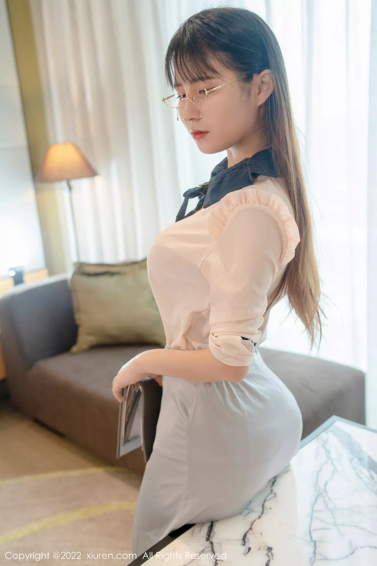 Xgyw.Org_XiuRen第4808期_模特久久Aimee私房灰色露胸内衣配灰丝袜秀丰满身材诱惑写真67P