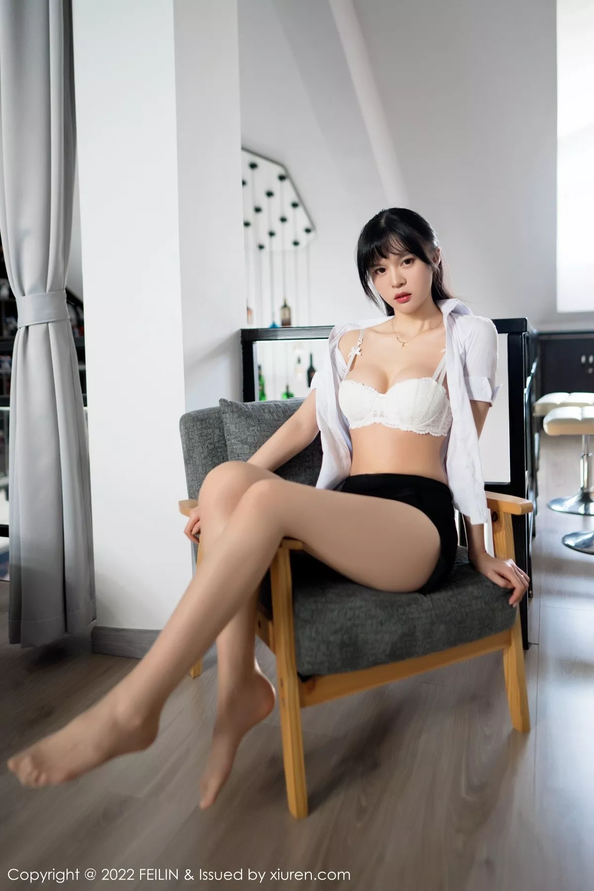 Xgyw.Org_[FeiLin嗲囡囡]VOL.345_模特桃香子白色短T配黑短裙+性感女仆装秀完美身材诱惑写真57P