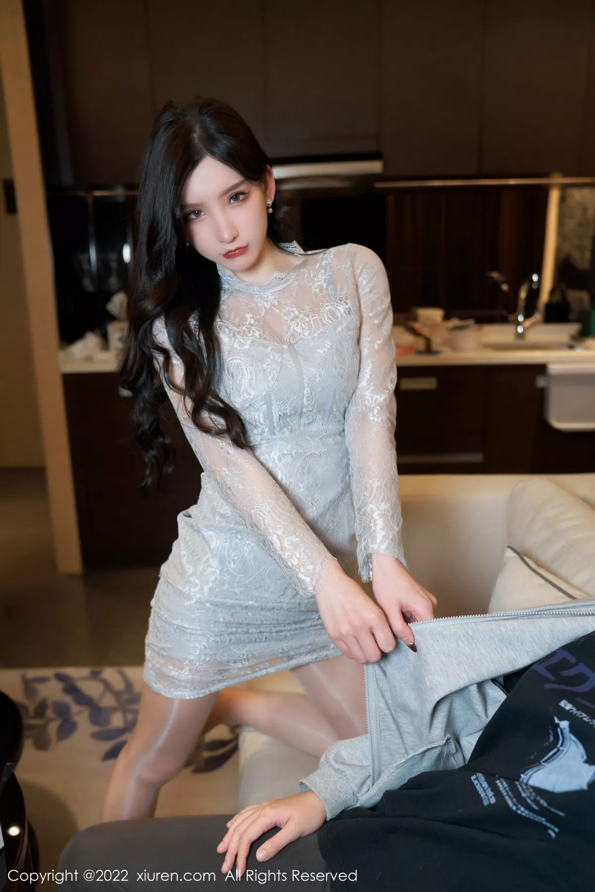 Xgyw.Org_XiuRen第4774期_女神周于希Sally温柔贤妻主题半脱露蕾丝内衣秀完美身材诱惑写真75P