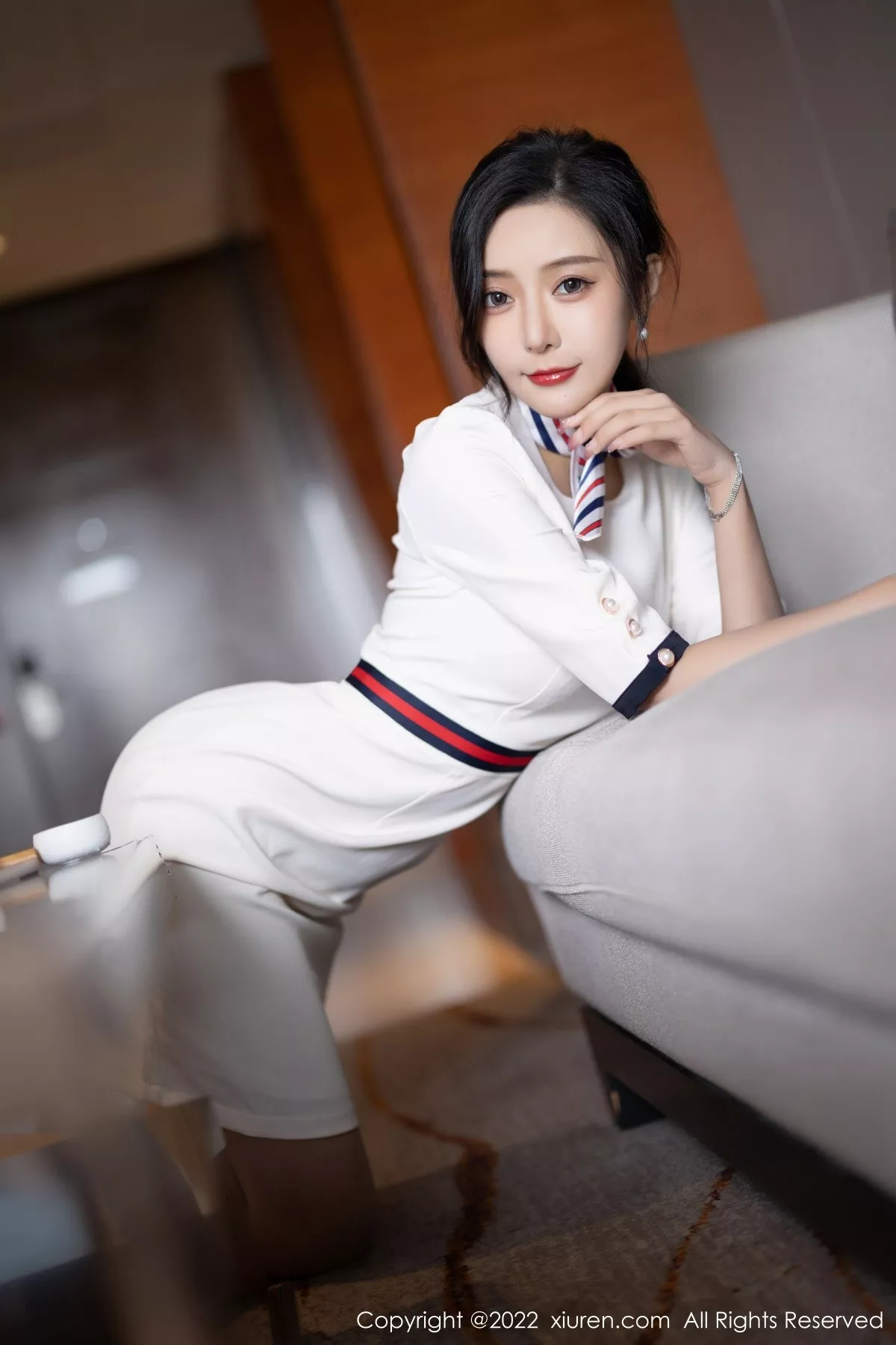 Xgyw.Org_XiuRen第4963期_女神王馨瑶yanni白色连衣短裙露红色内衣配原色丝袜诱惑写真71P