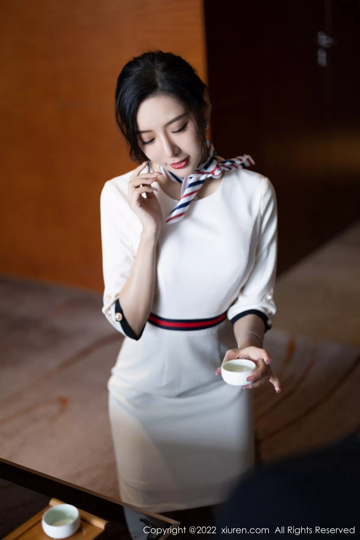 Xgyw.Org_XiuRen第4963期_女神王馨瑶yanni白色连衣短裙露红色内衣配原色丝袜诱惑写真71P