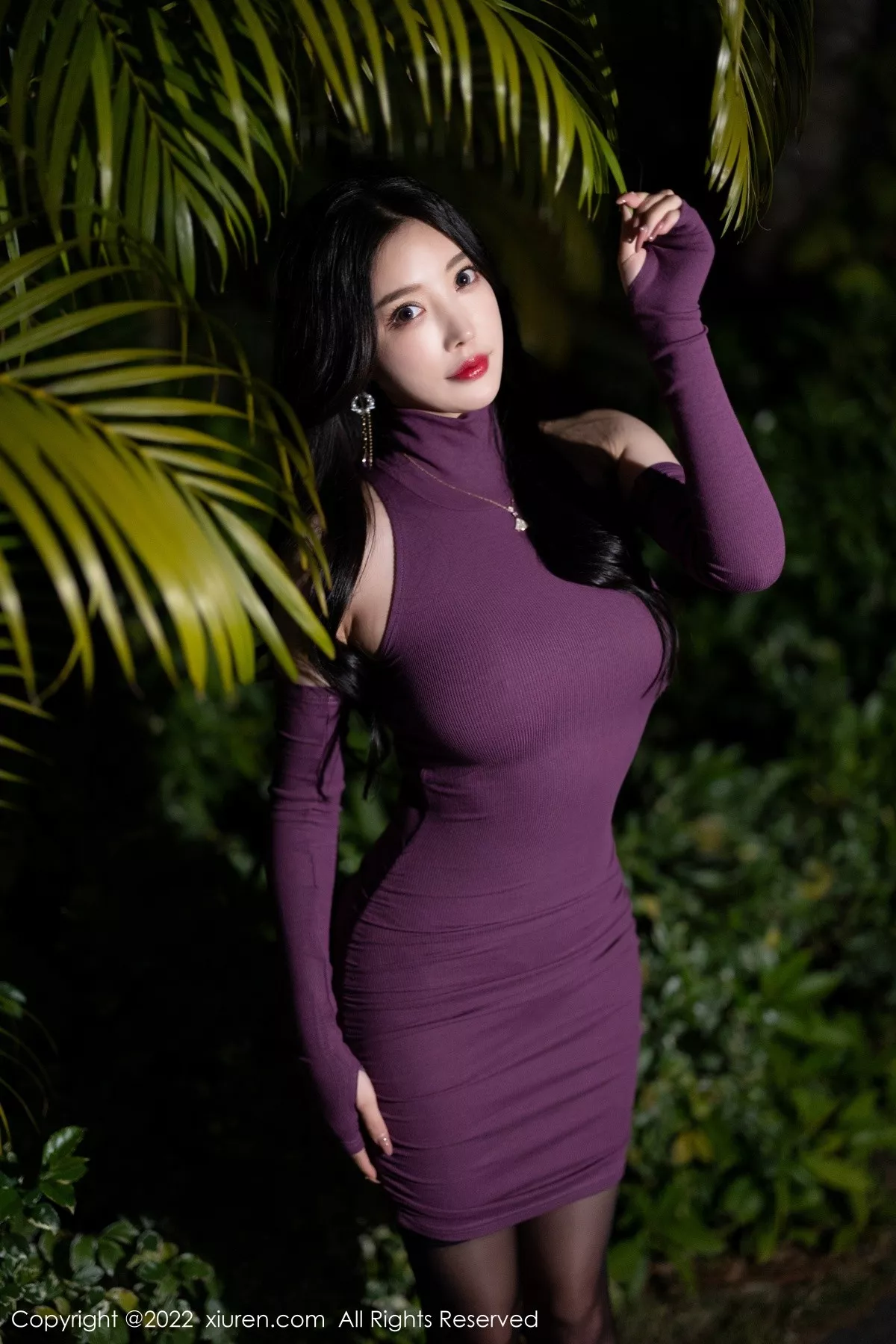 Xgyw.Org_XiuRen第4989期_女神杨晨晨Yome私房浴室紫色连衣短裙真空秀完美身材诱惑写真87P