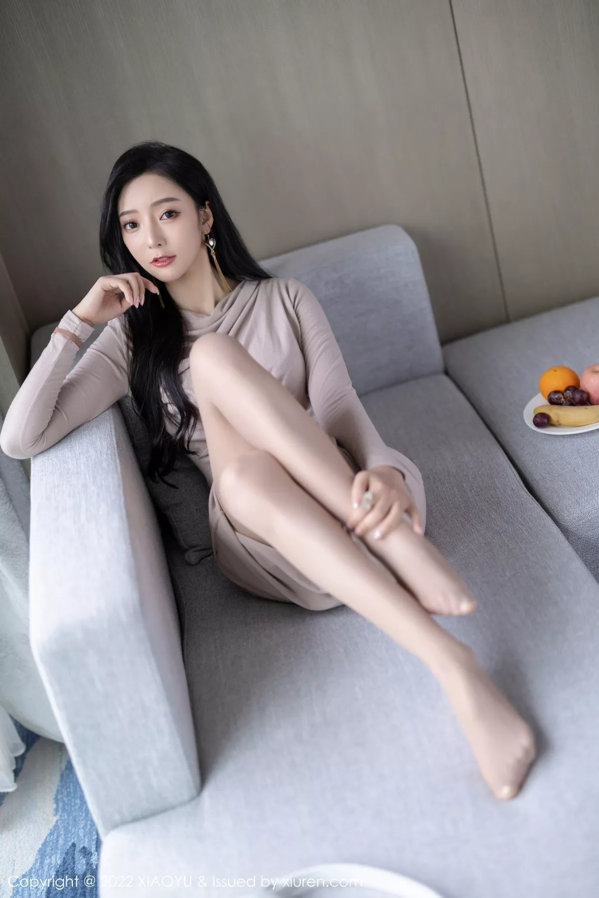 Xgyw.Org_[XiaoYu画语界]Vol.764_女神王馨瑶yanni都市丽人装脱连衣裙露黑色内衣撩人诱惑写真102P