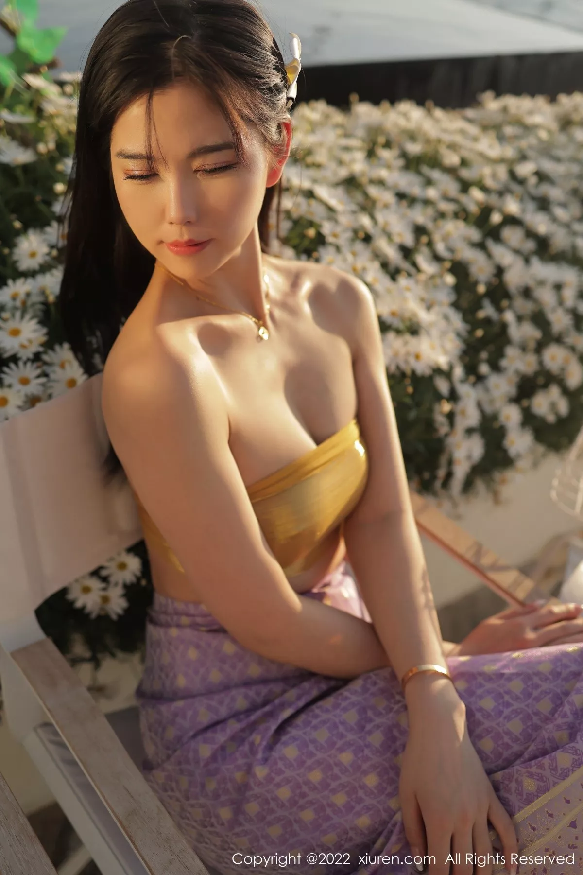 Xgyw.Org_XiuRen第5135期_模特李雅柔大理旅拍洱海场景黄色抹胸服饰秀高挑身材诱惑写真67P