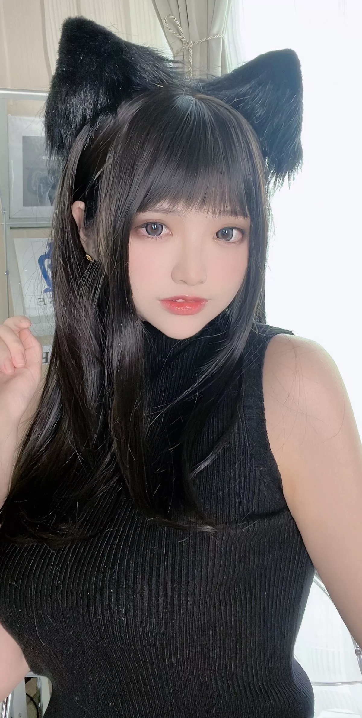 Xgyw.Org_网络美女疯猫ss黑毛衣少女主题私房性感毛衣配开档黑丝裤袜秀翘臀美腿诱惑写真80P