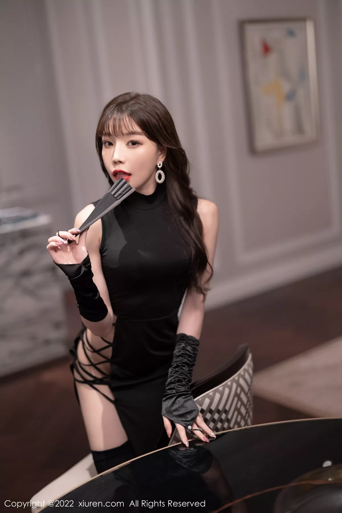 Xgyw.Org_XiuRen第5374期_女神徐莉芝Booty厦门旅拍黑色轻透情趣内衣秀完美身材诱惑写真100P