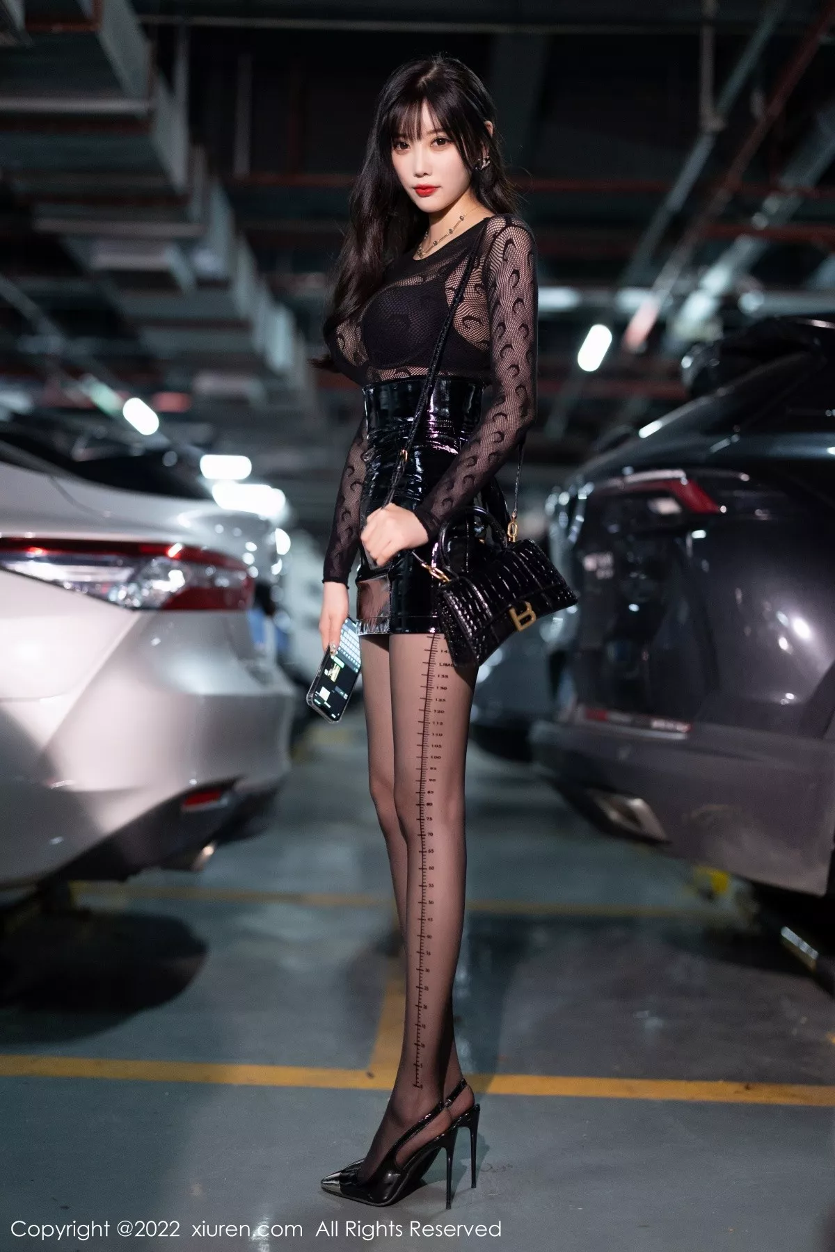 Xgyw.Org_XiuRen第5445期_女神杨晨晨Yome黑色网纱连衣裙露性感黑色内衣迷人诱惑写真81P