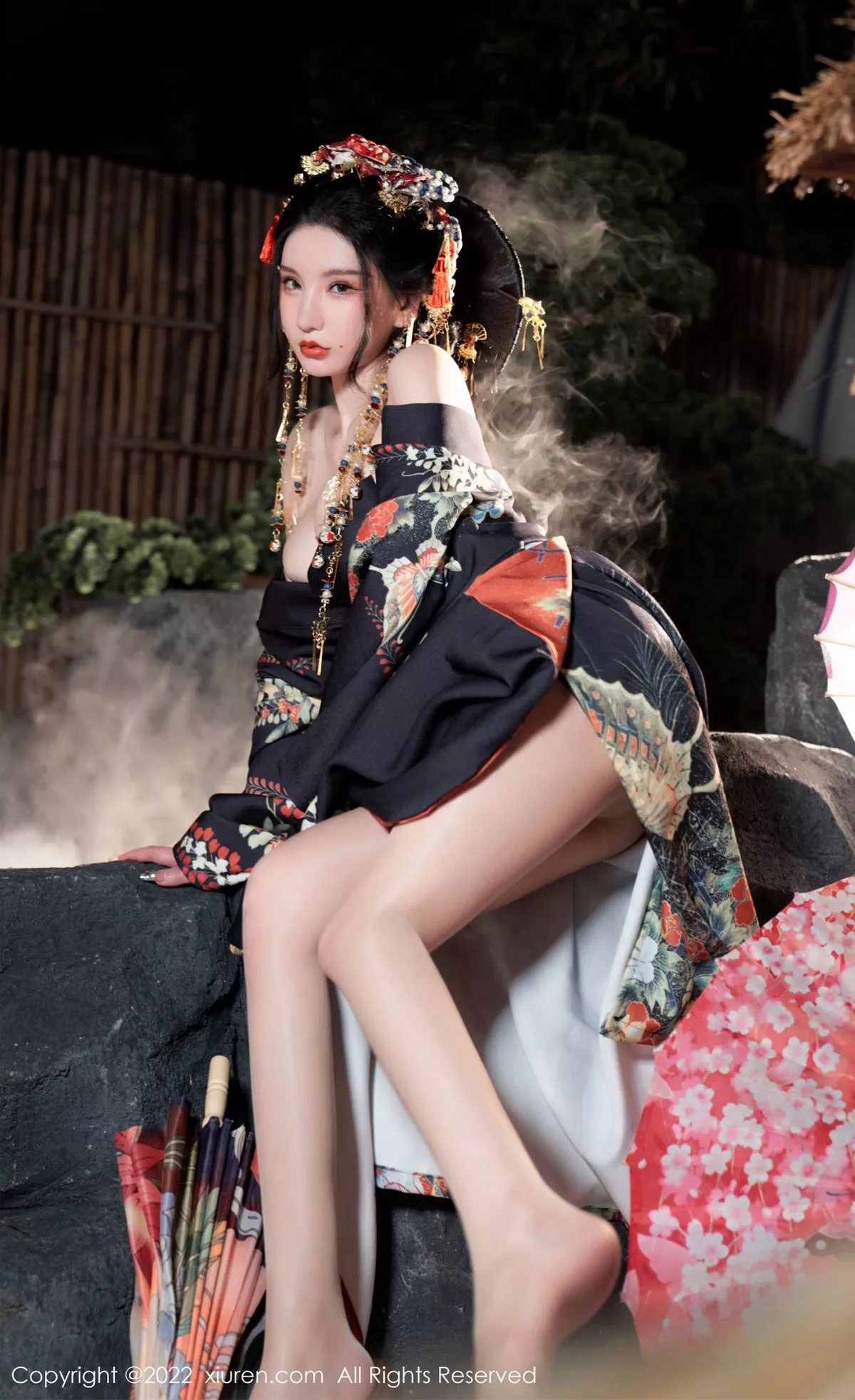 Xgyw.Org_XiuRen第5537期_女神周于希Sally宽衣解带主题日系风脱和服露翘臀美腿诱惑写真80P