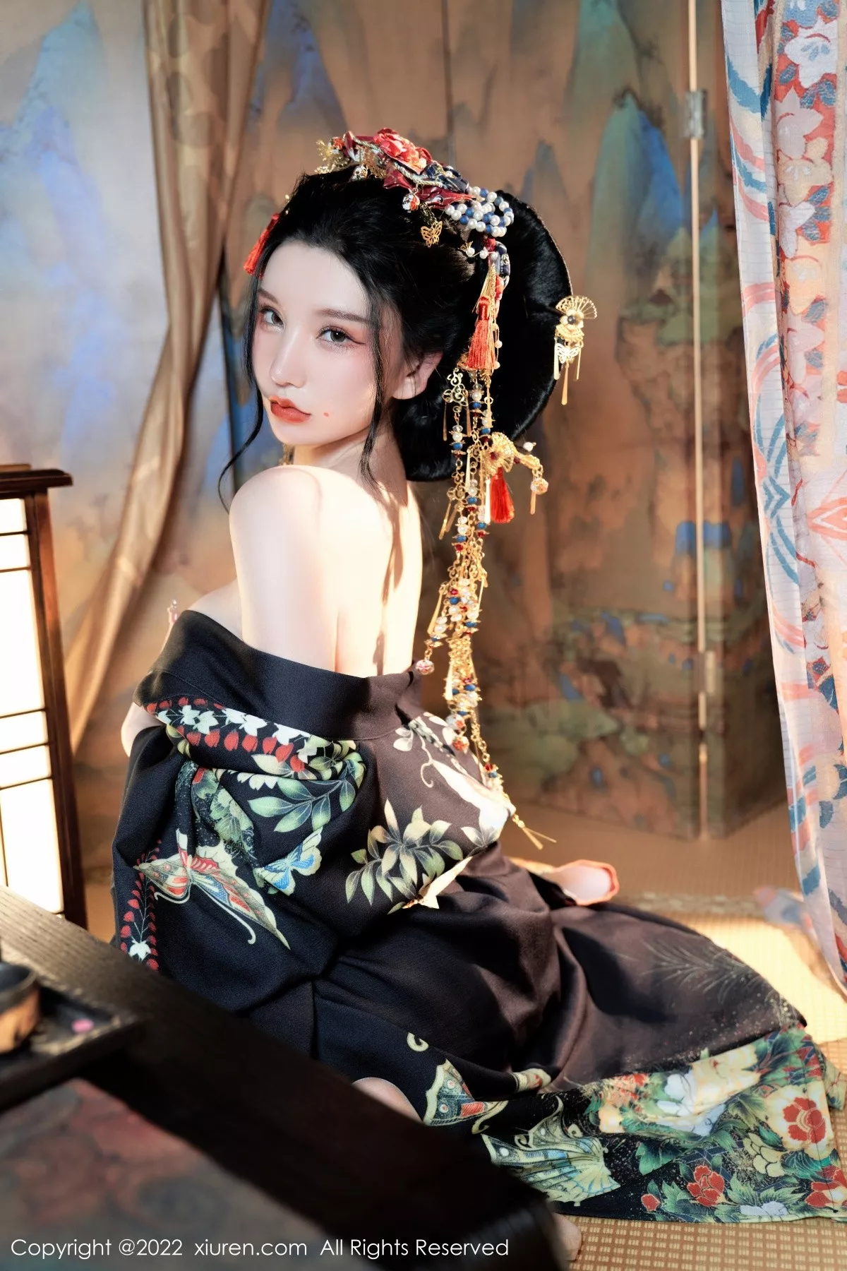 Xgyw.Org_XiuRen第5537期_女神周于希Sally宽衣解带主题日系风脱和服露翘臀美腿诱惑写真80P