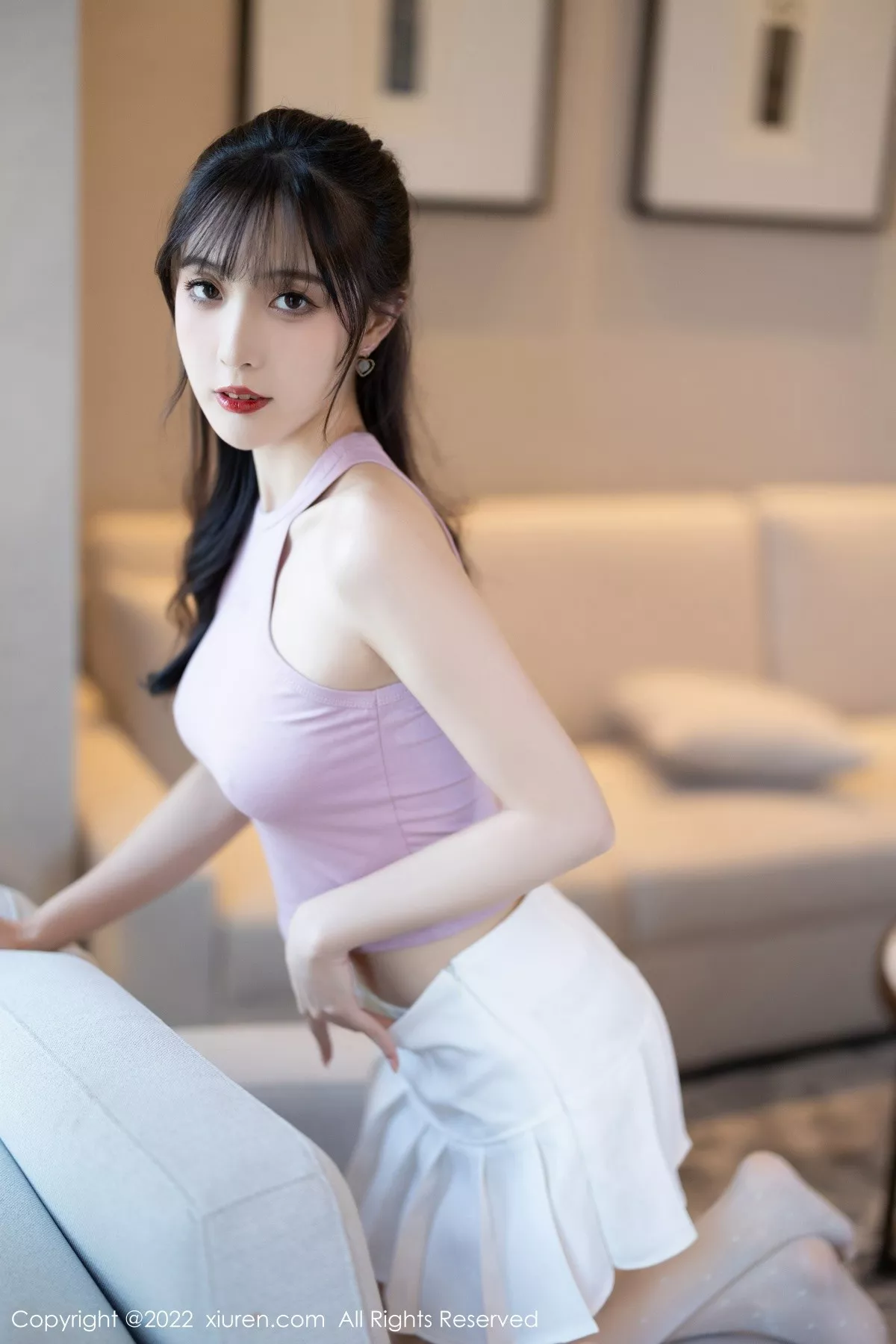 Xgyw.Org_XiuRen第5622期_模特林星阑性感淡紫真空上衣配白短裙秀曼妙身姿迷人诱惑写真82P