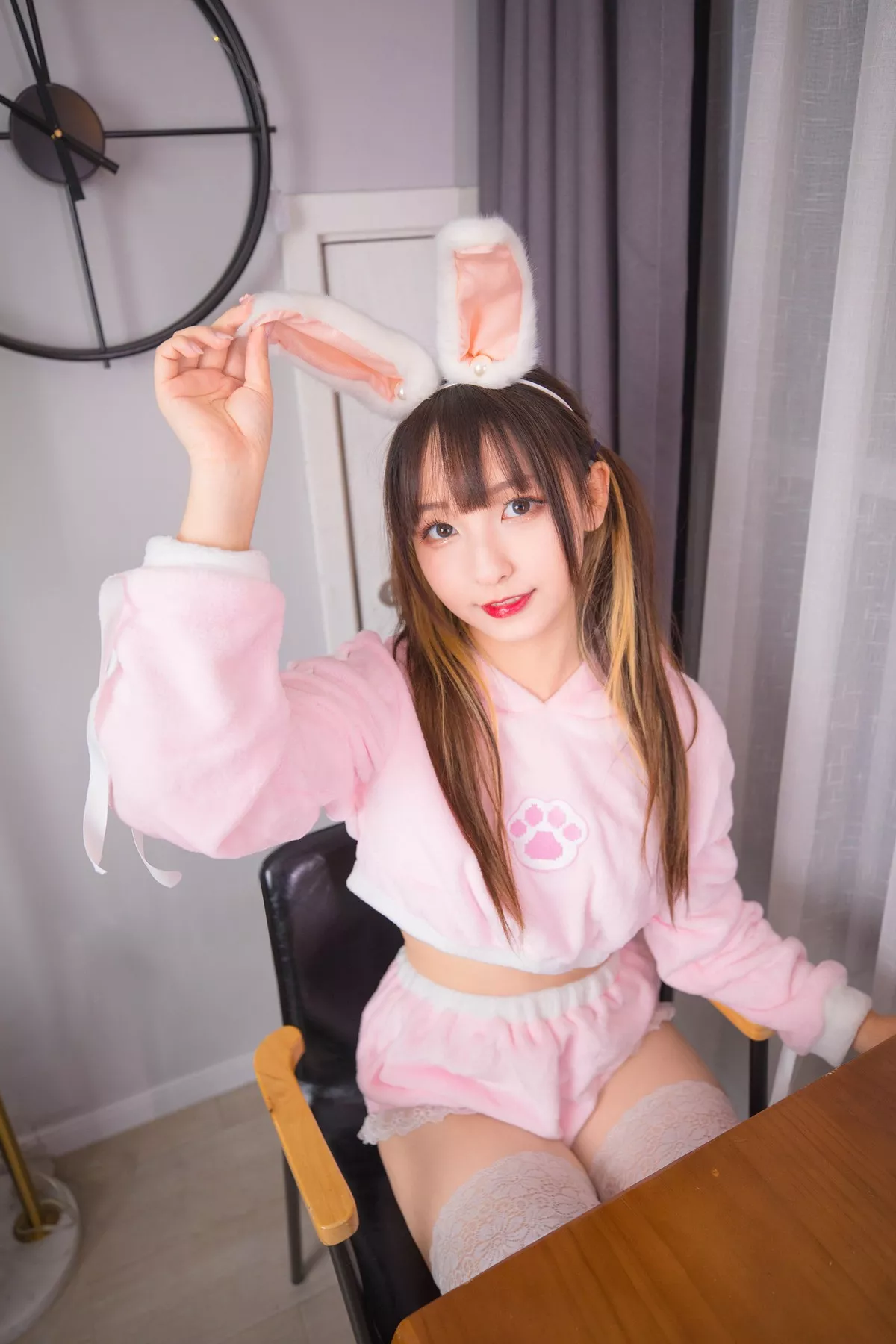 Xgyw.Org_萝莉美女神楽板真冬兔子时间主题私房性感兔女郎系列超薄丝袜秀翘臀诱惑写真150P