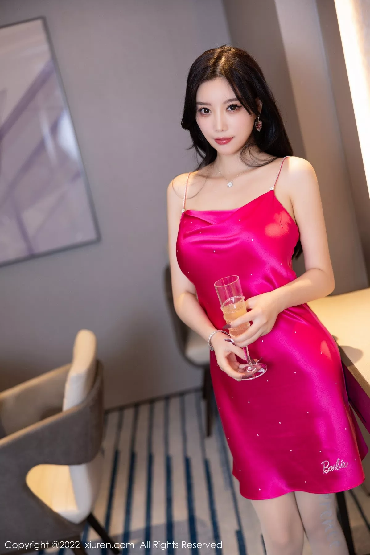 Xgyw.Org_XiuRen第5959期_女神杨晨晨Yome浴室脱红色短裙露无内肉丝秀惹火身材诱惑写真88P