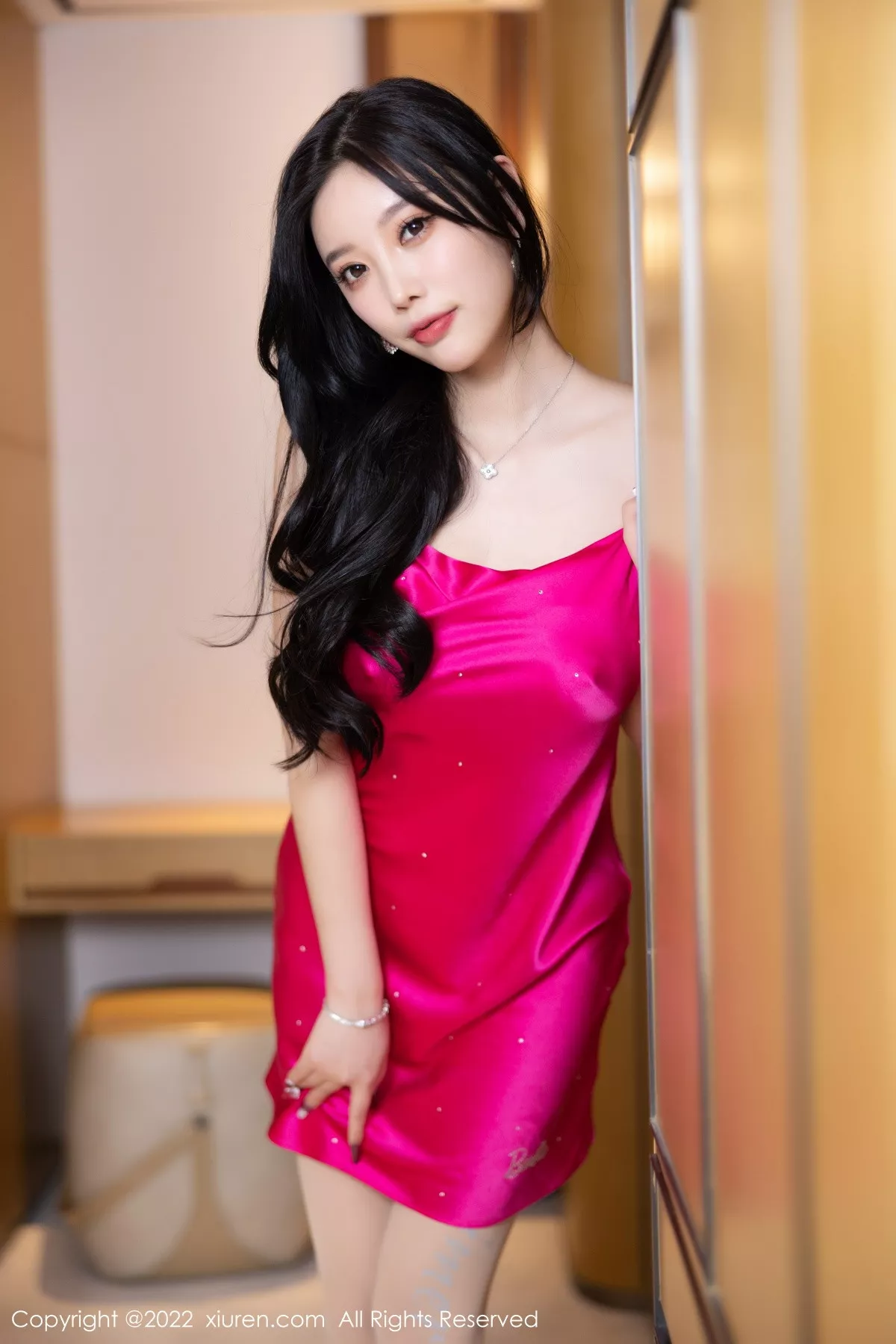 Xgyw.Org_XiuRen第5959期_女神杨晨晨Yome浴室脱红色短裙露无内肉丝秀惹火身材诱惑写真88P