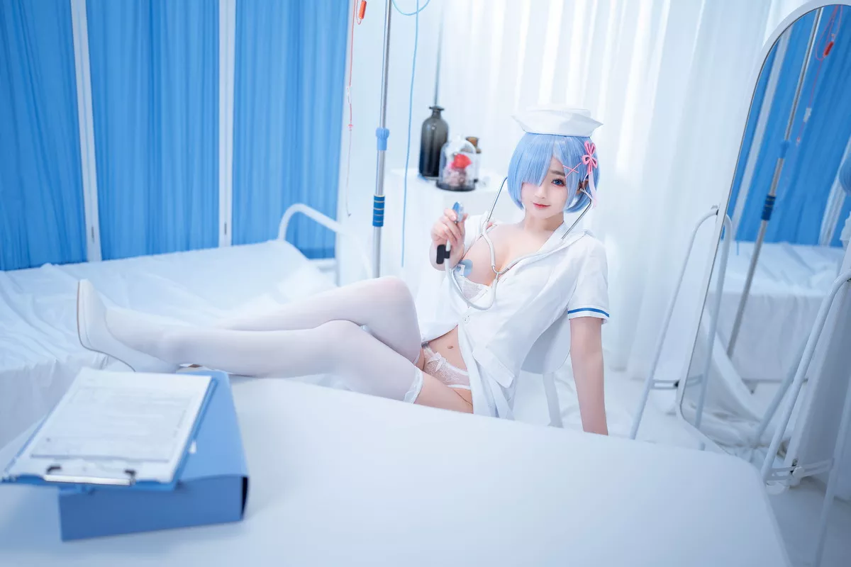 Xgyw.Org_网络美女桜井宁宁雷姆护士主题半脱护士装露性感白色内衣秀豪乳遮点诱惑写真108P